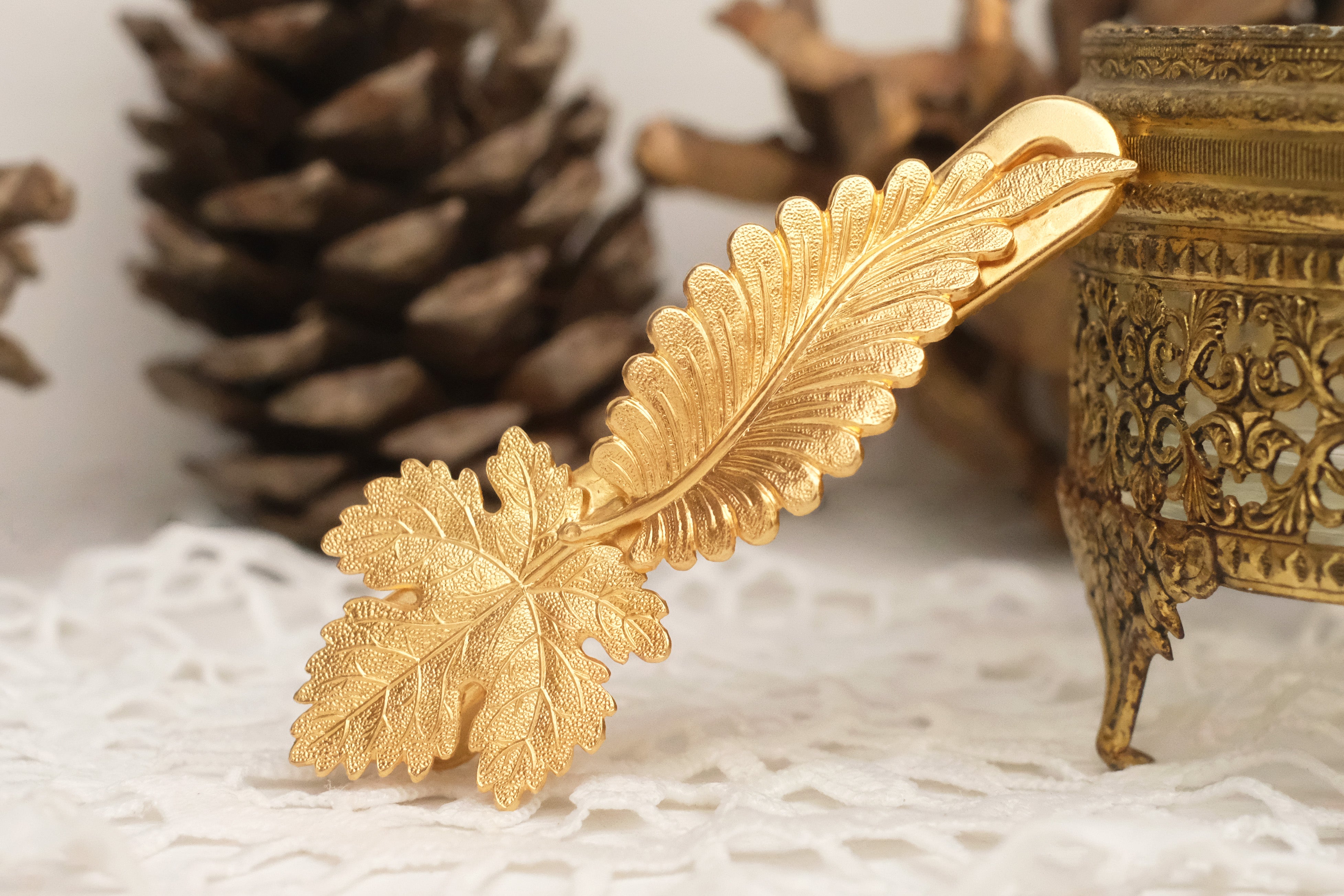 Lovers #1 | Papillon Claw