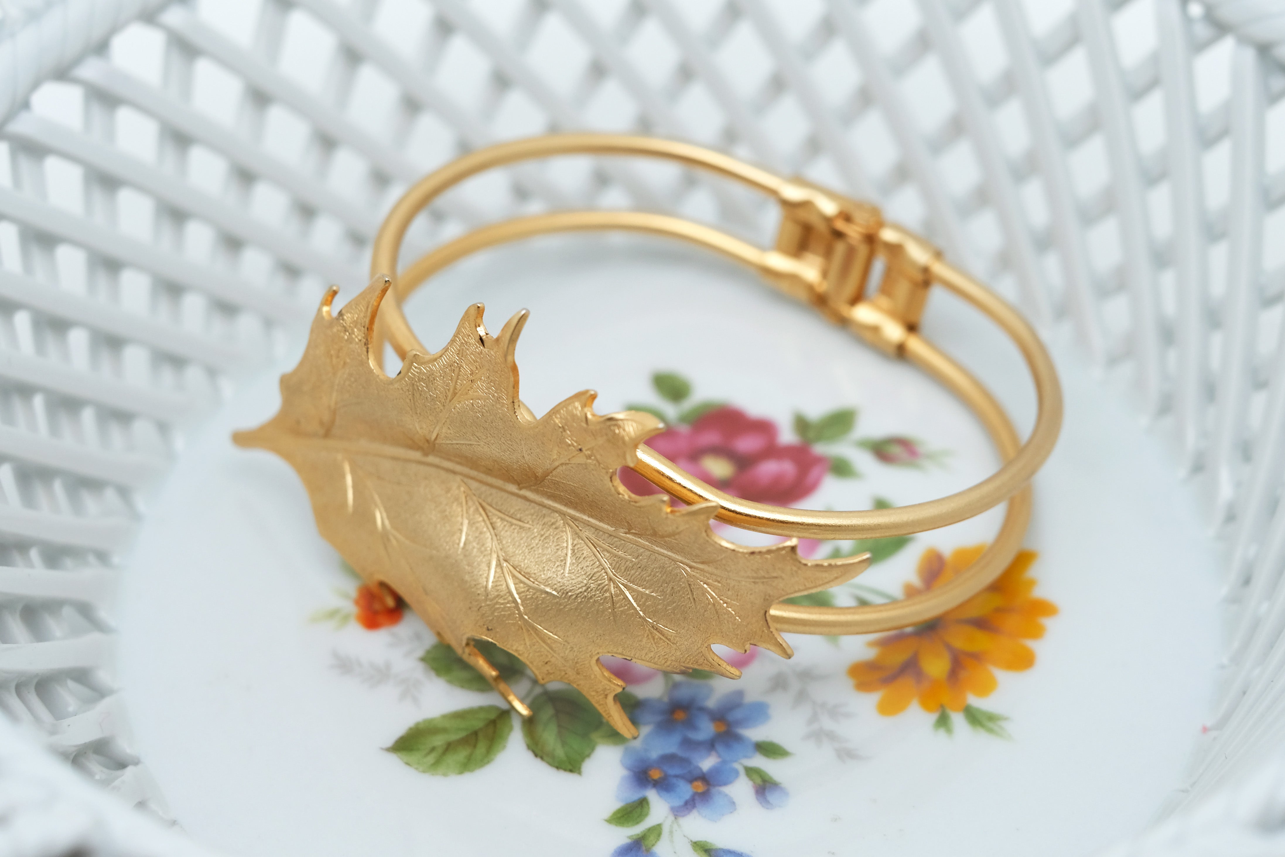Oaks bangle | Bangle