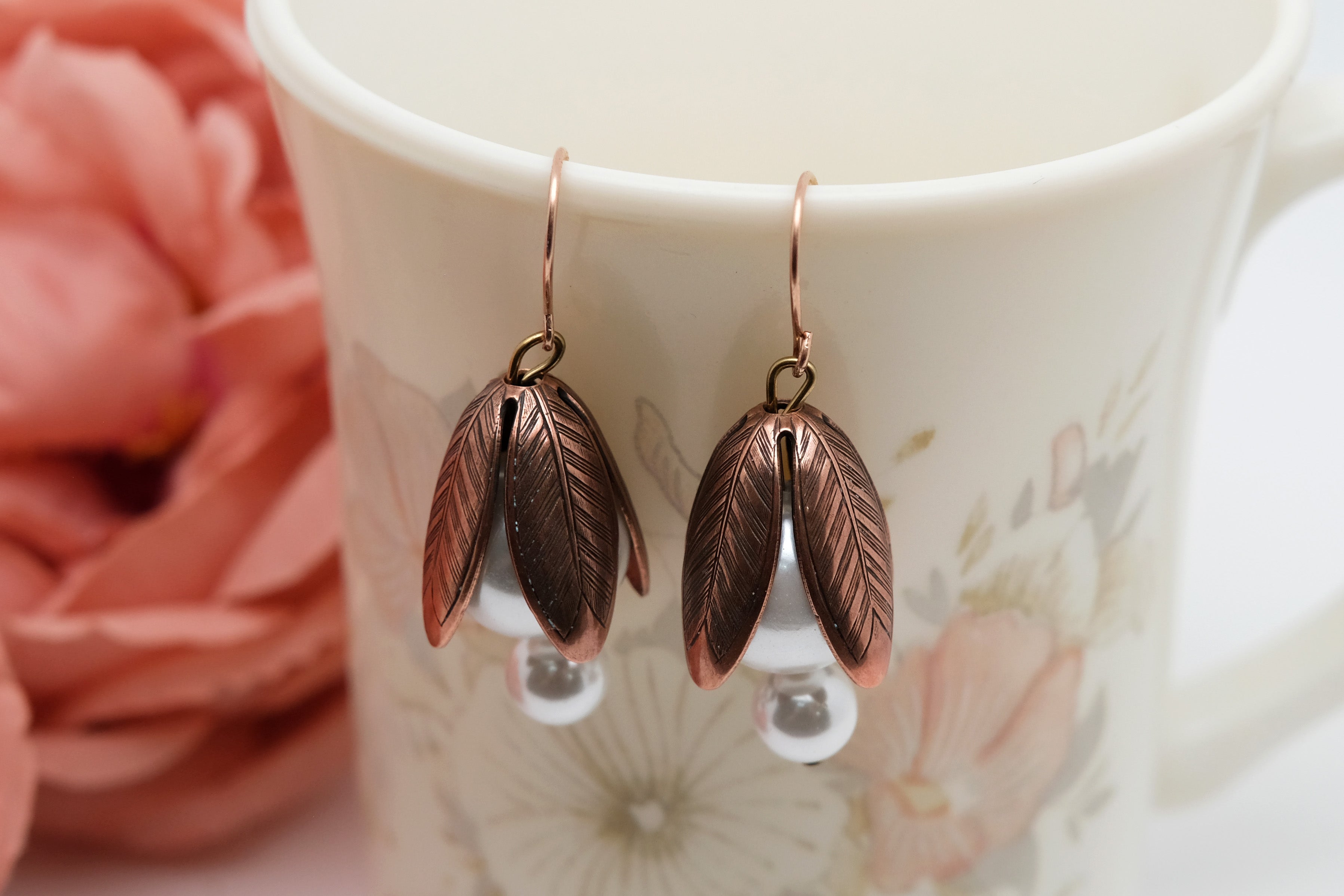 Open Bellflower Couple | Dangling Earrings