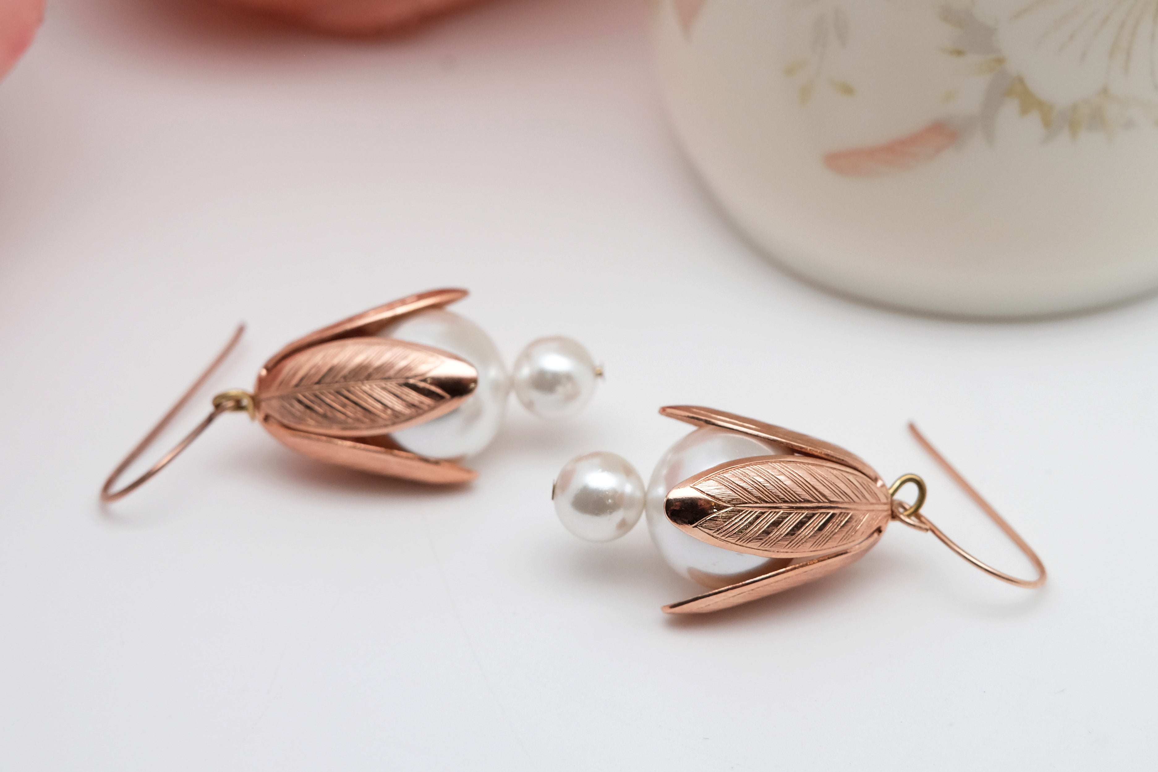 Open Bellflower Couple | Dangling Earrings