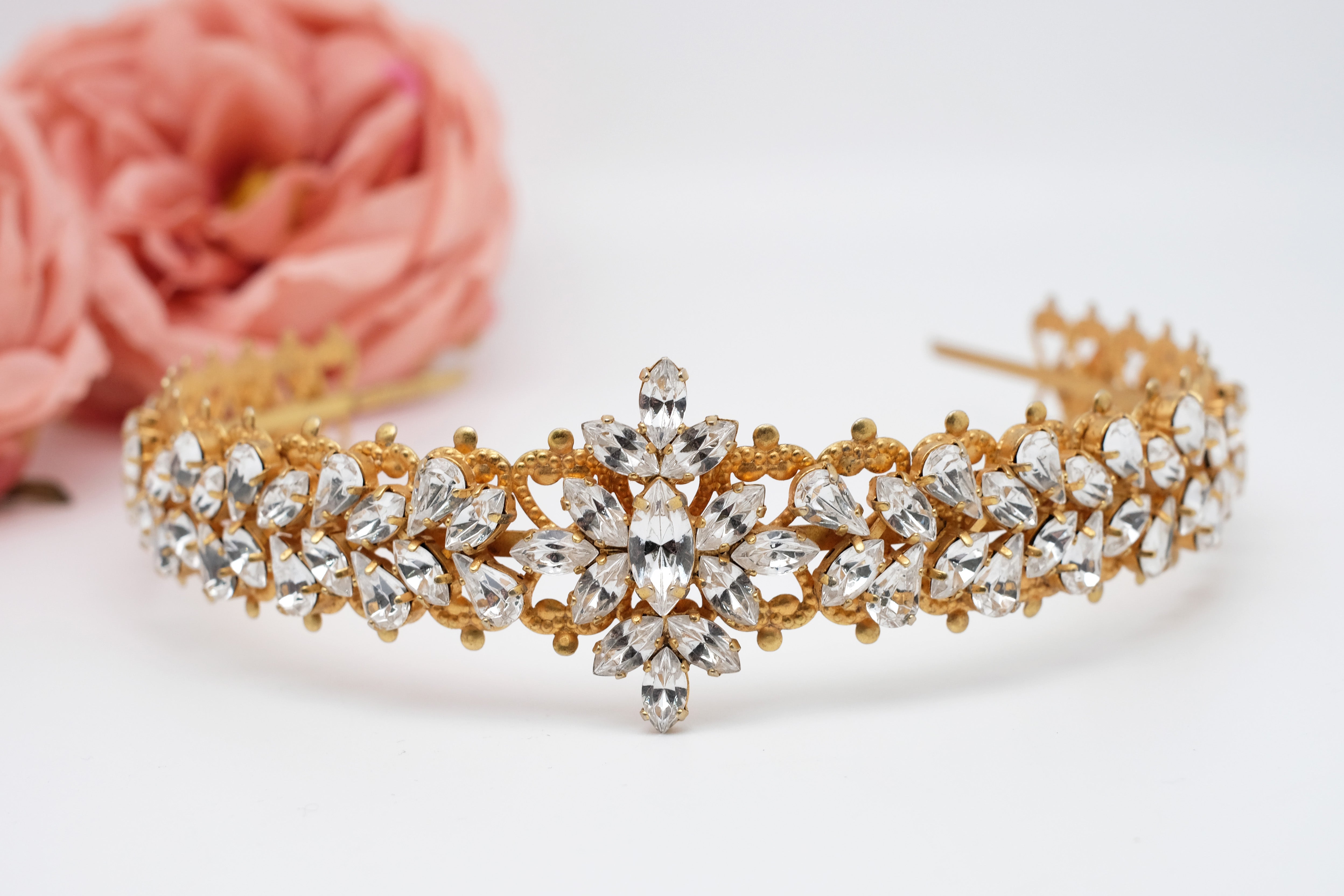 Victorian Grace Crown