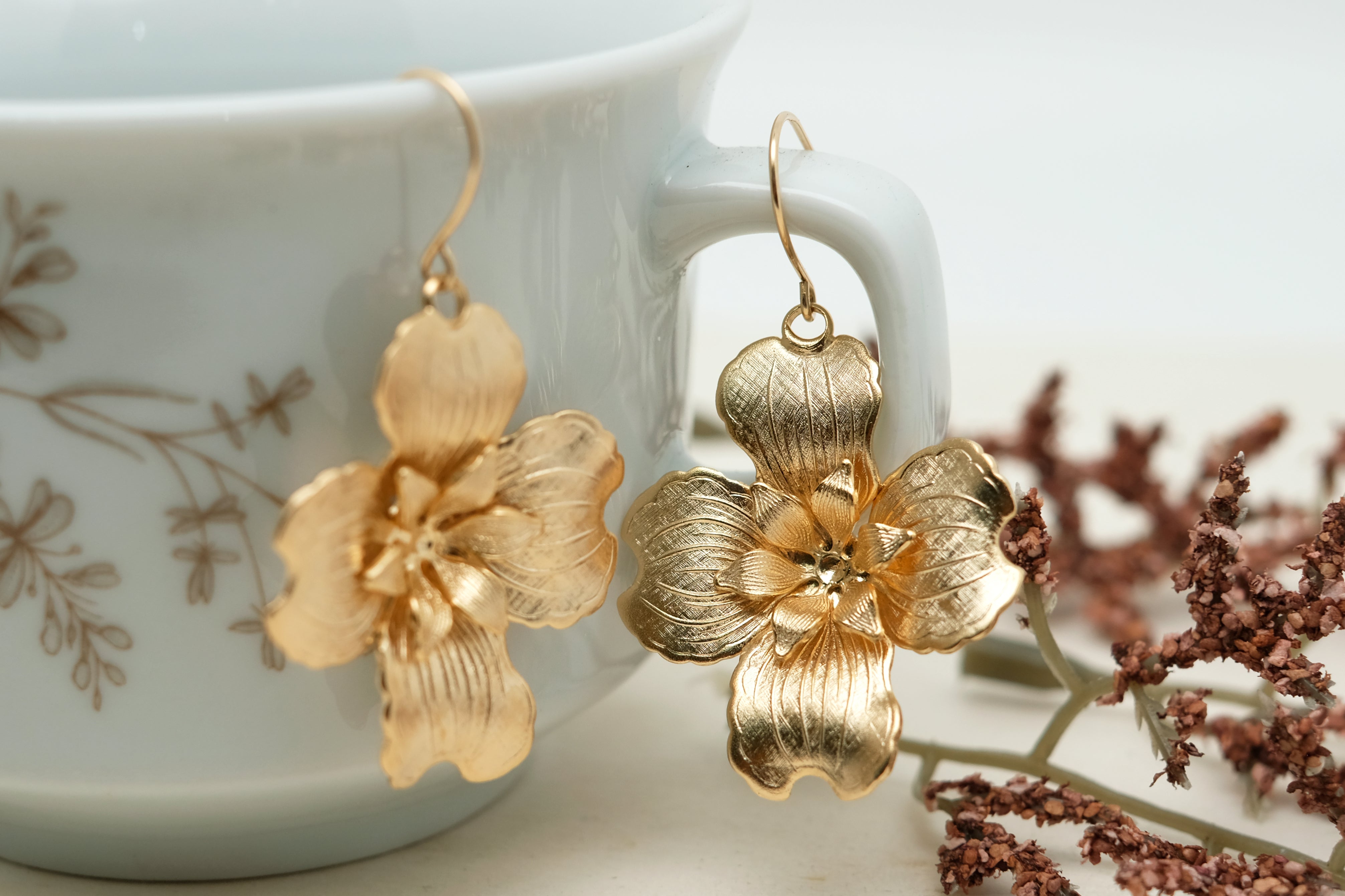 Treasured flowers  | Dangling Earrings