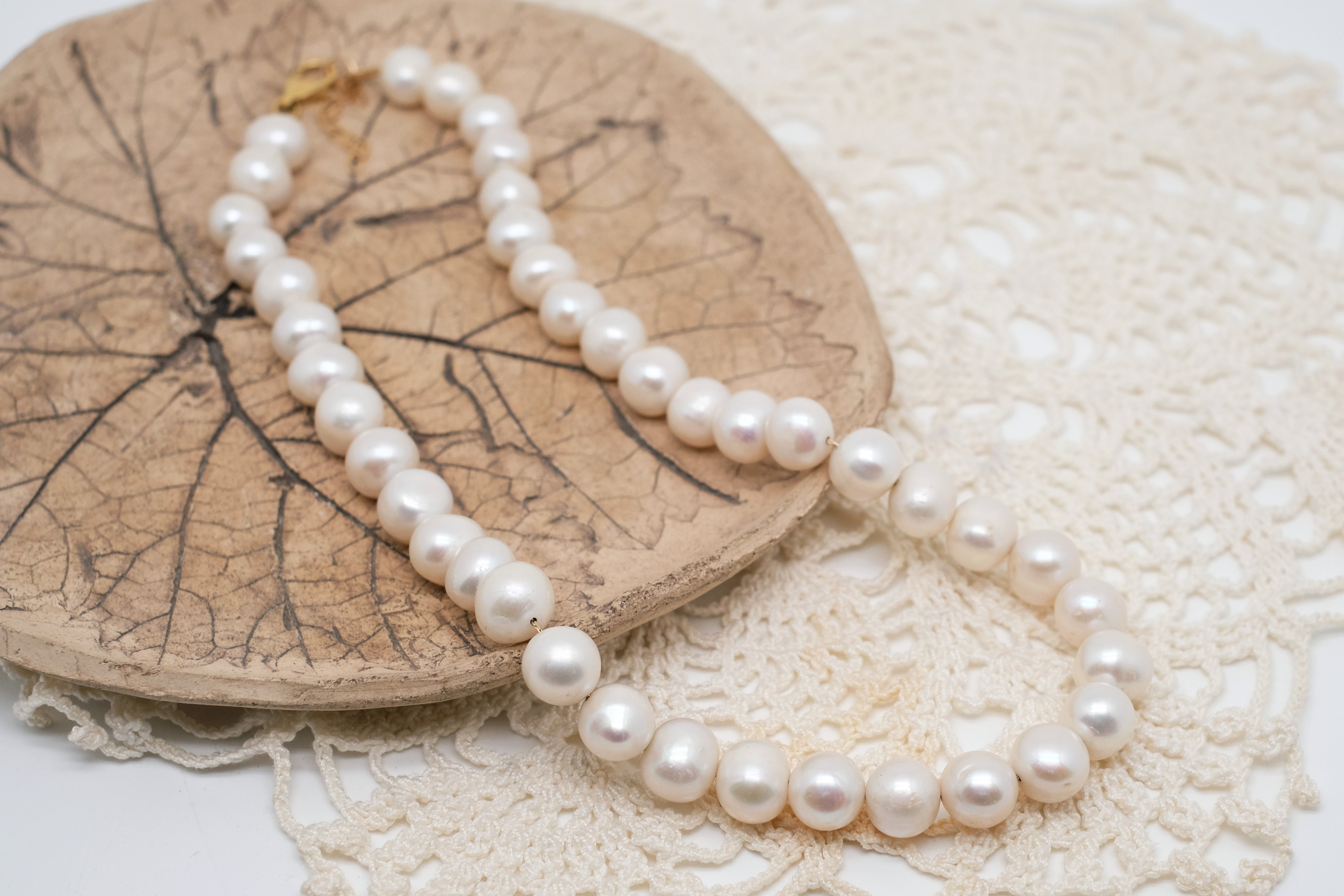 Moonlit Elegance Pearls | Necklace