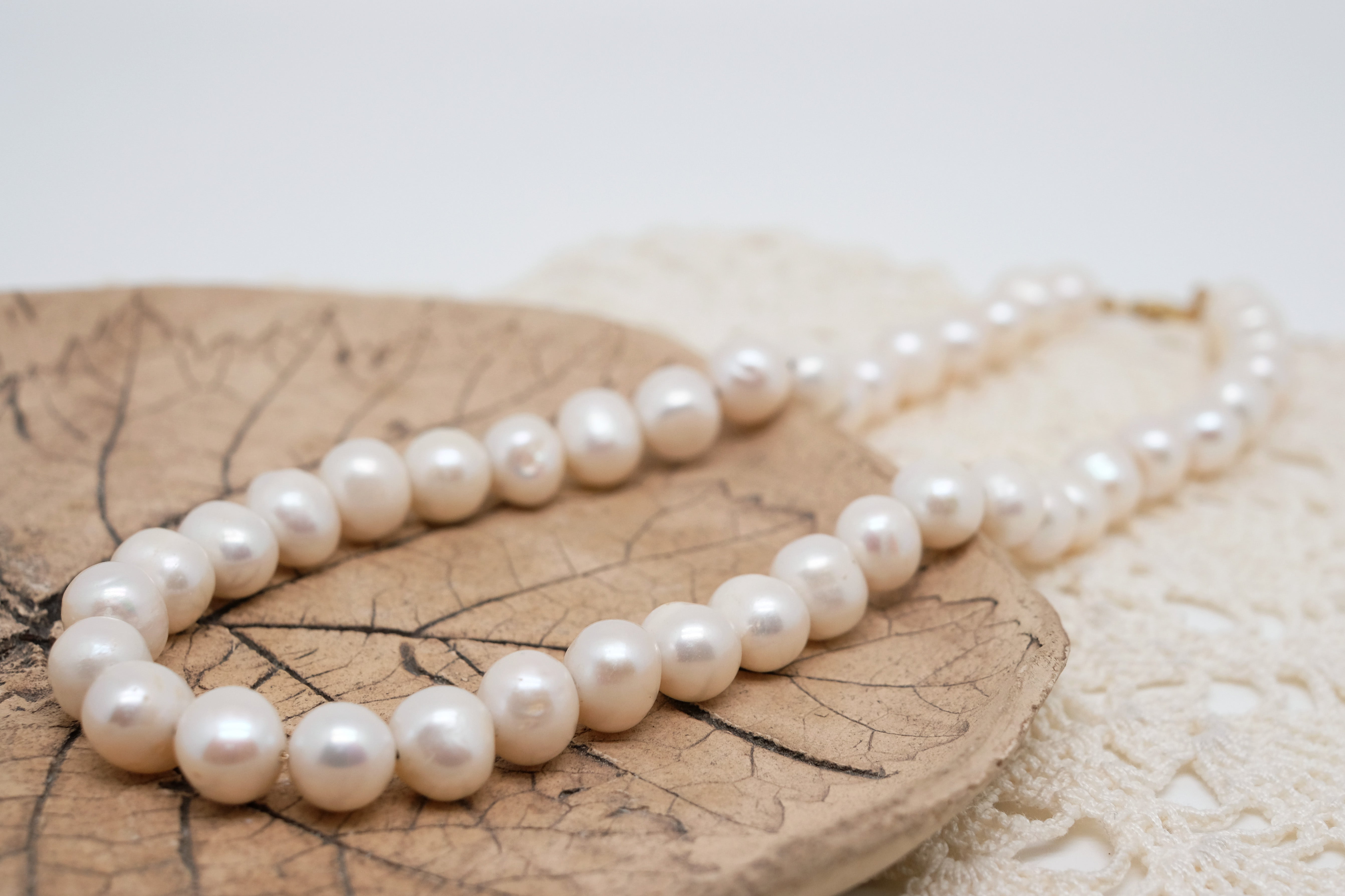 Moonlit Elegance Pearls | Necklace