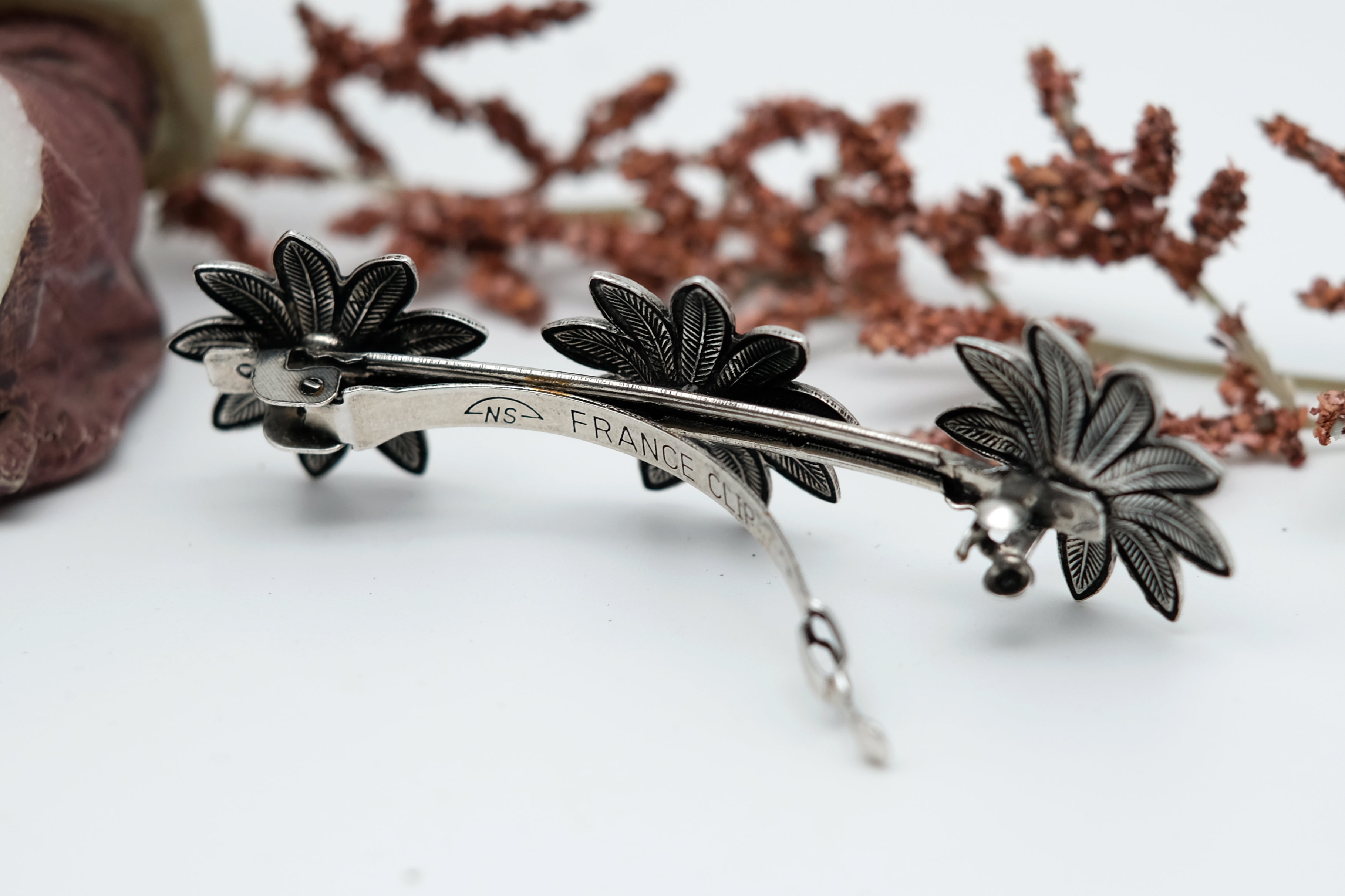 Chrysanthemum Trio | Thin Barrette