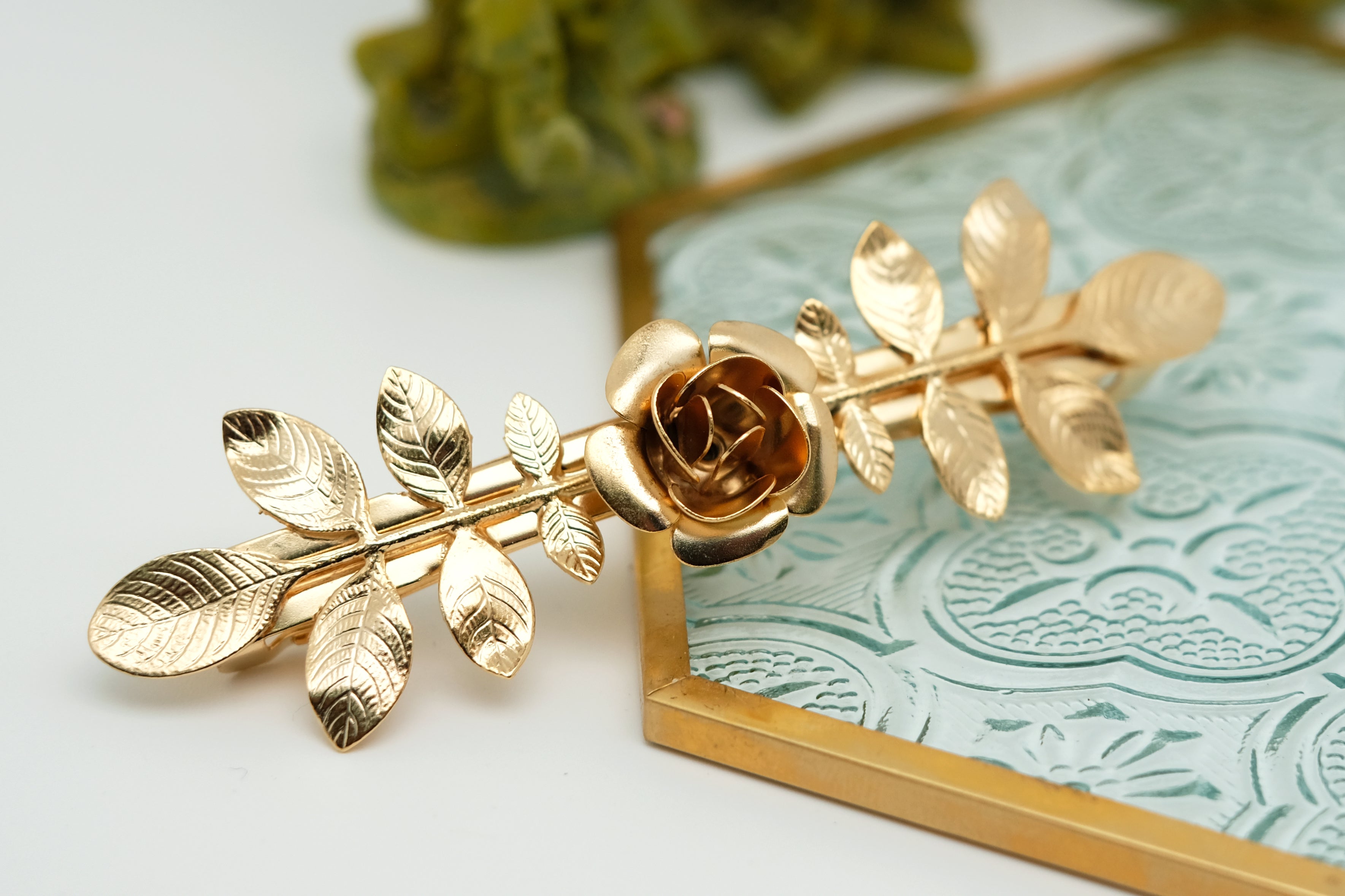 Flower and Leaf | Thin Barrette