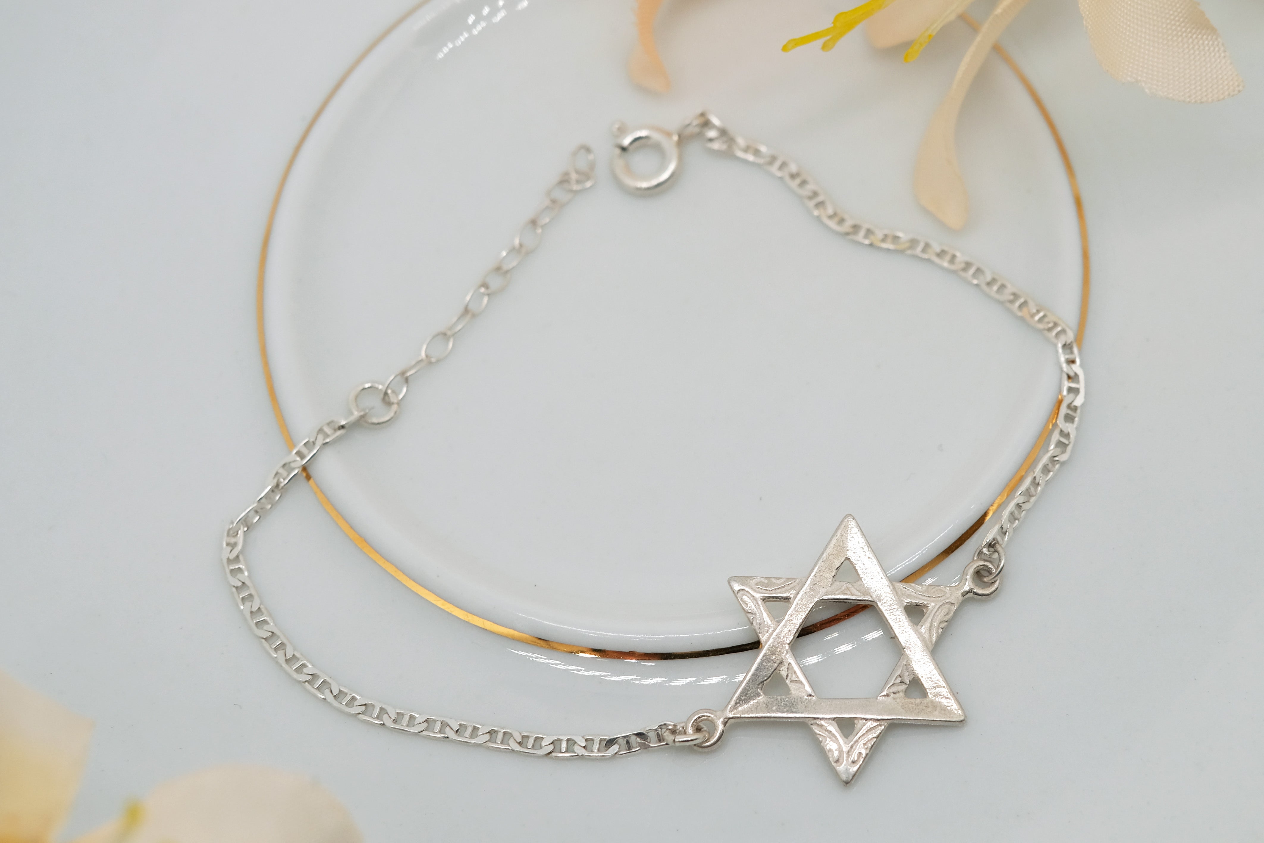 Heritage Star | Dainty Bracelet