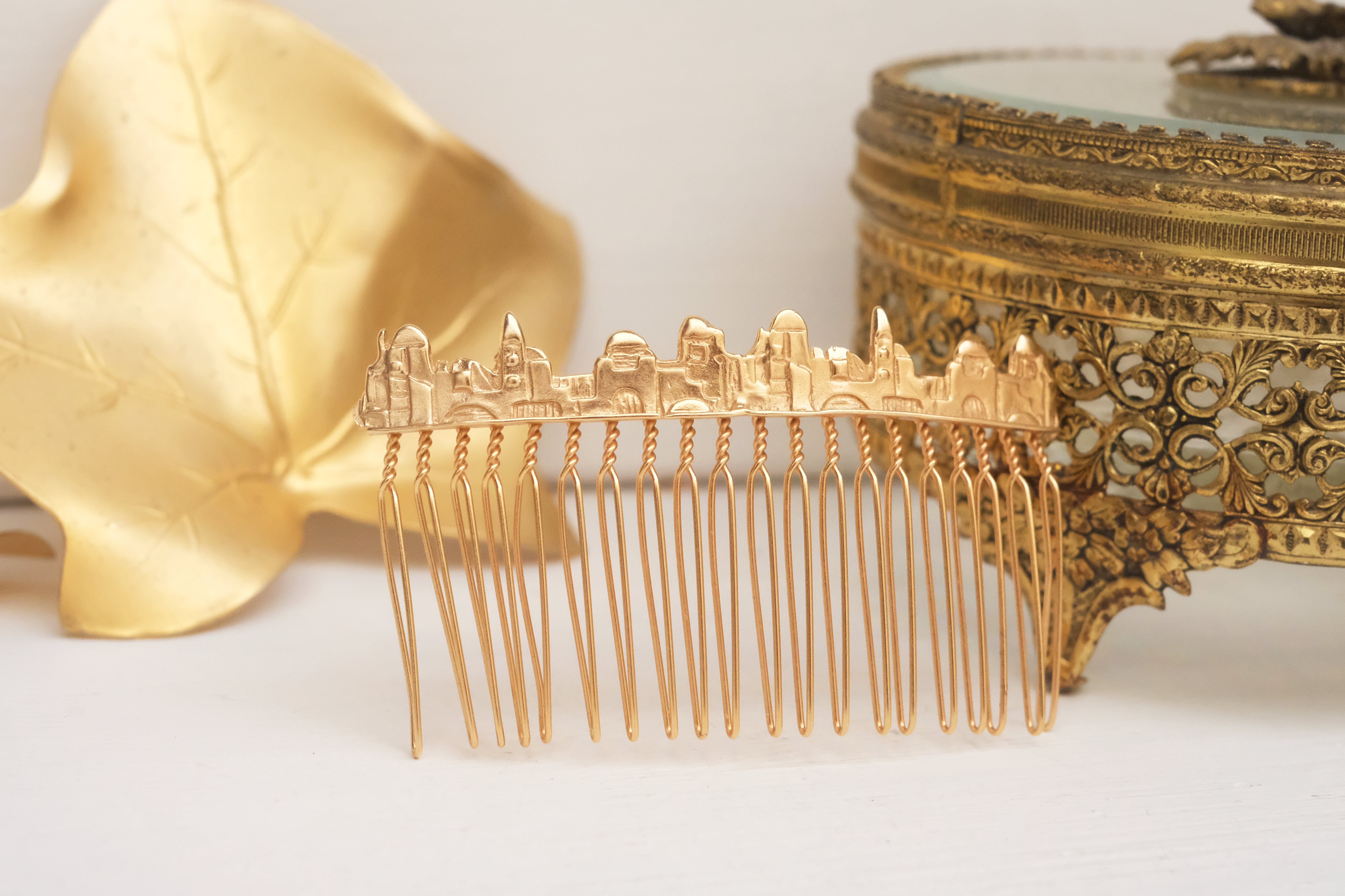 Divine Harmony of gold | Large Comb