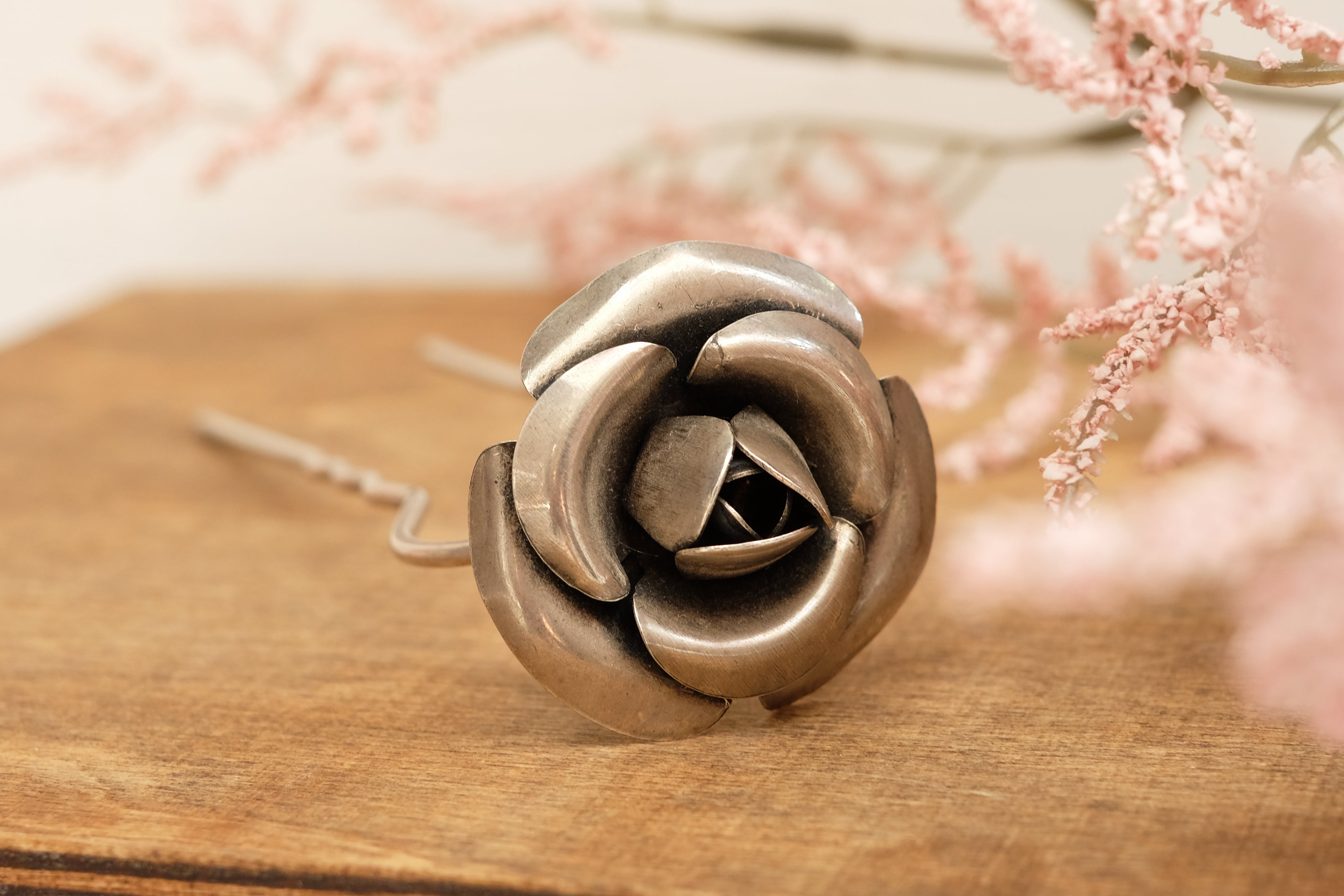 Comic Rose | Prongs