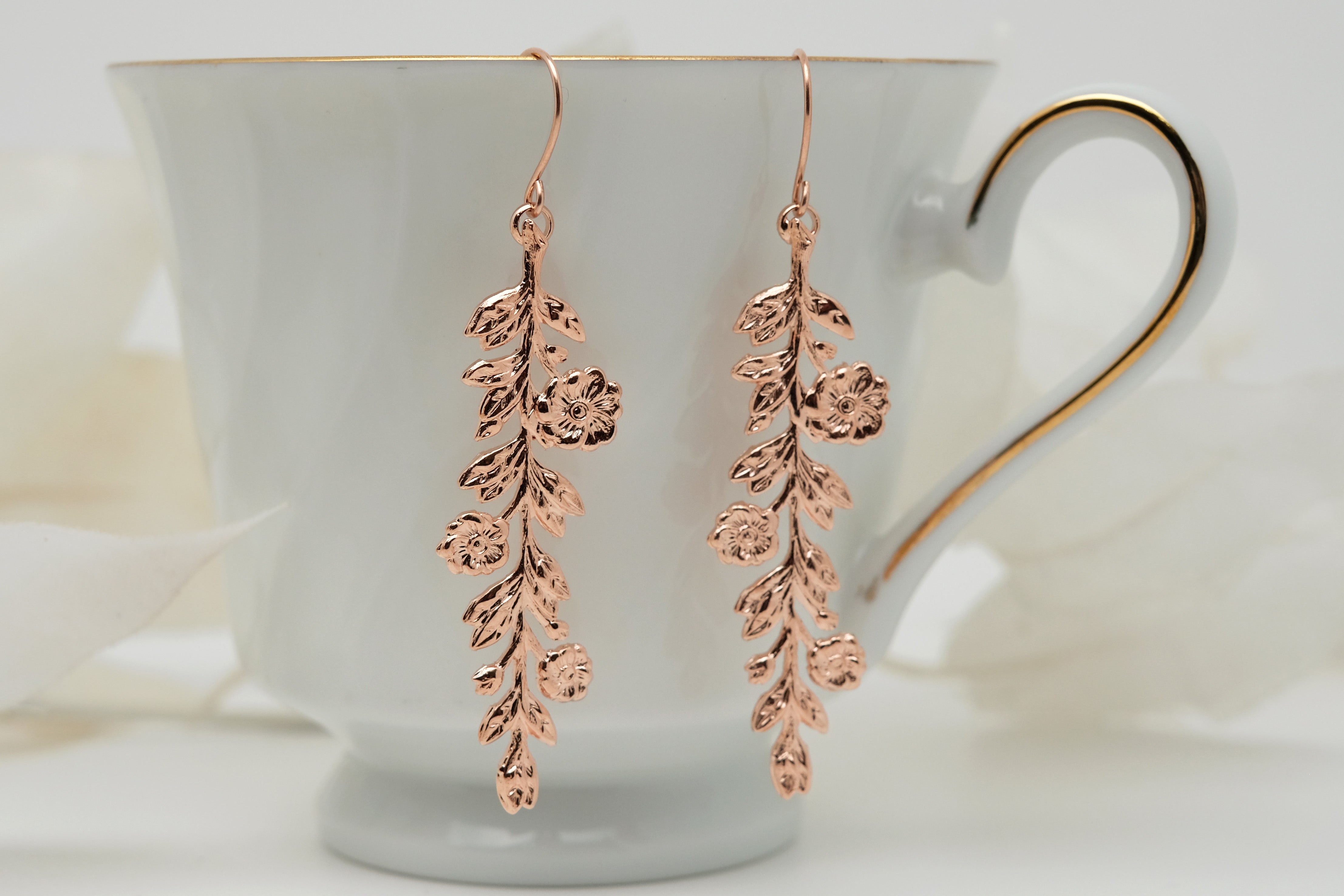 Sakura’s branch | Dangling earrings