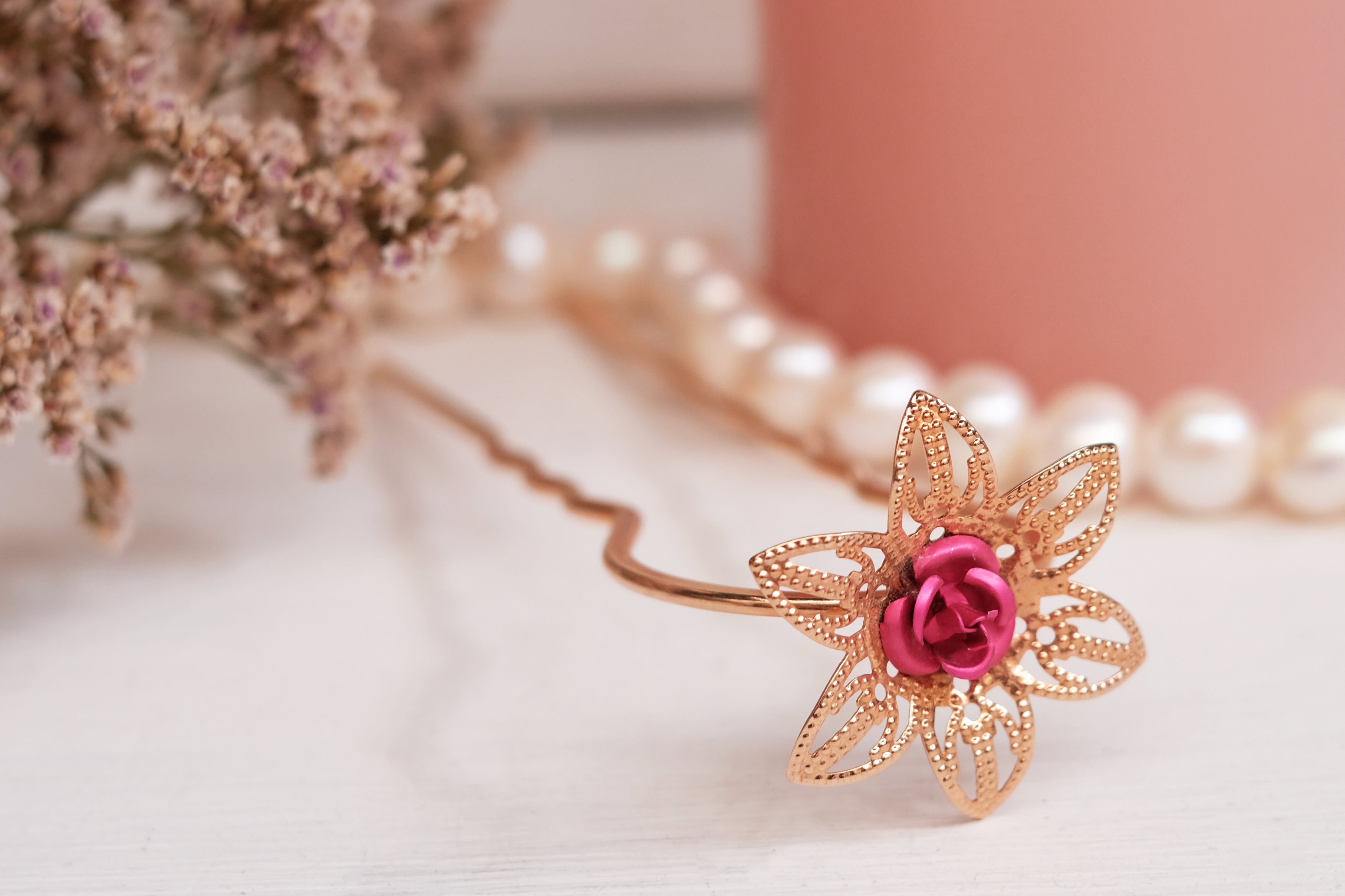 Inlaid Flower | Prongs