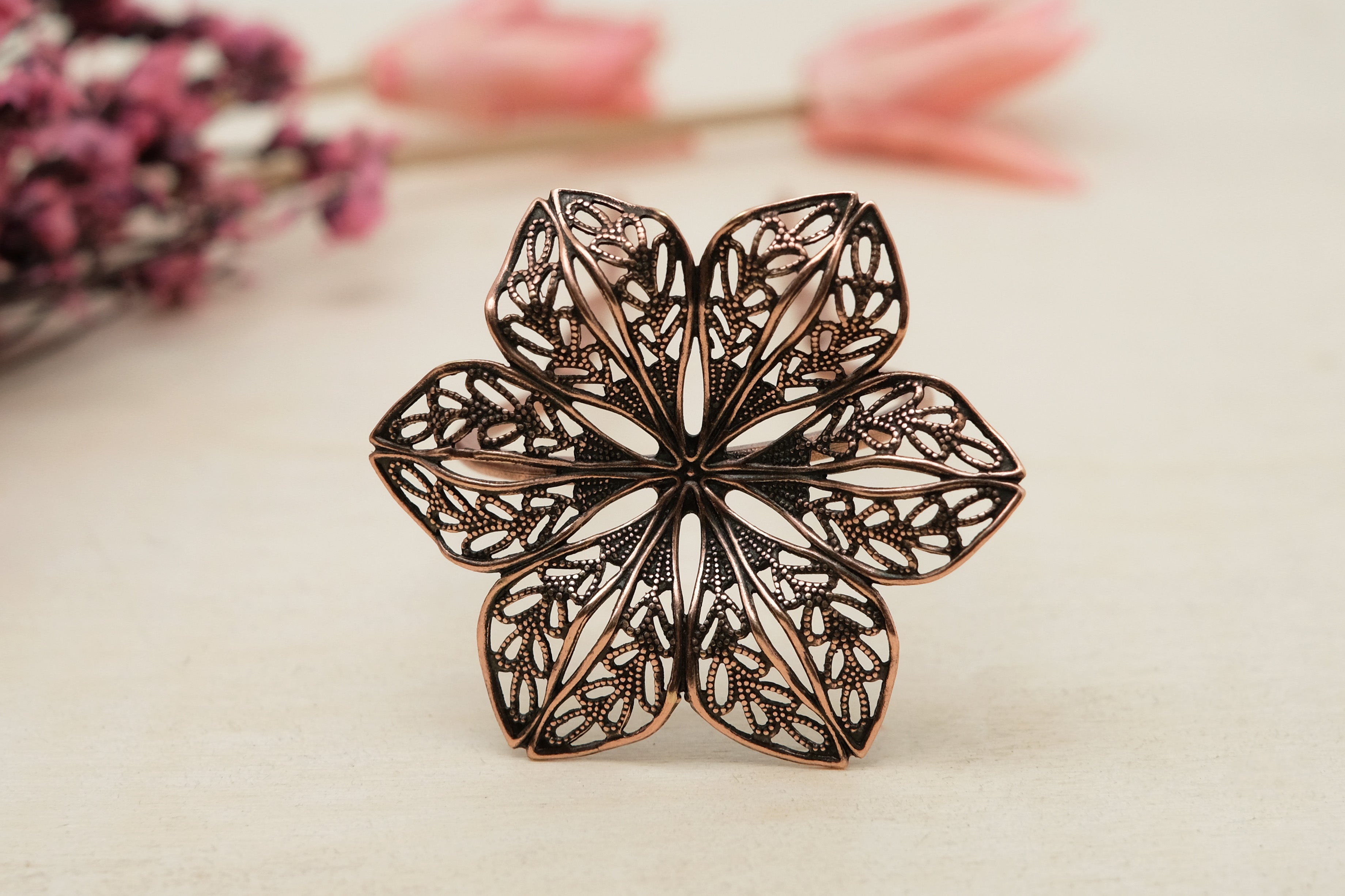 Filigree Flower | Prongs