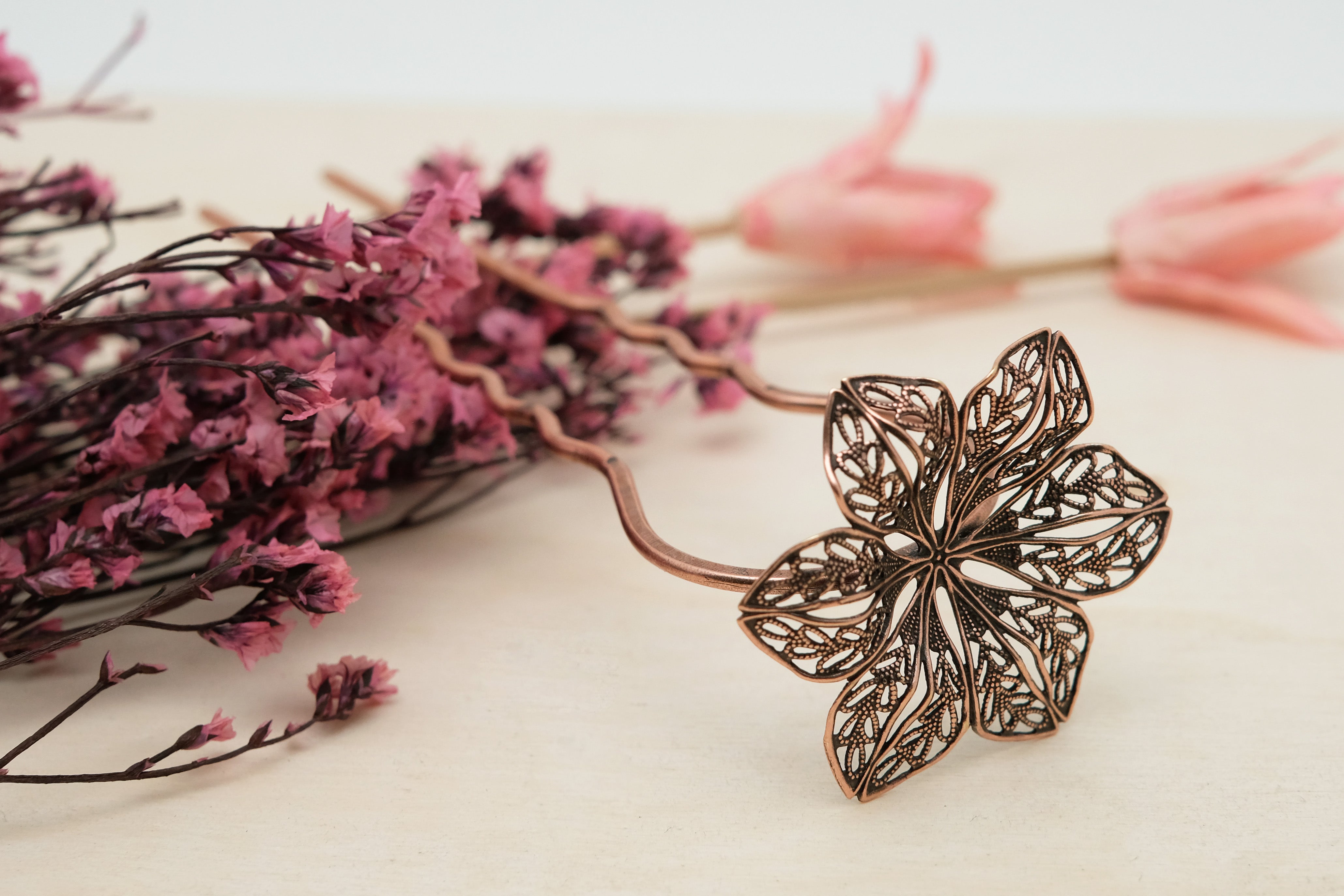 Filigree Flower | Prongs