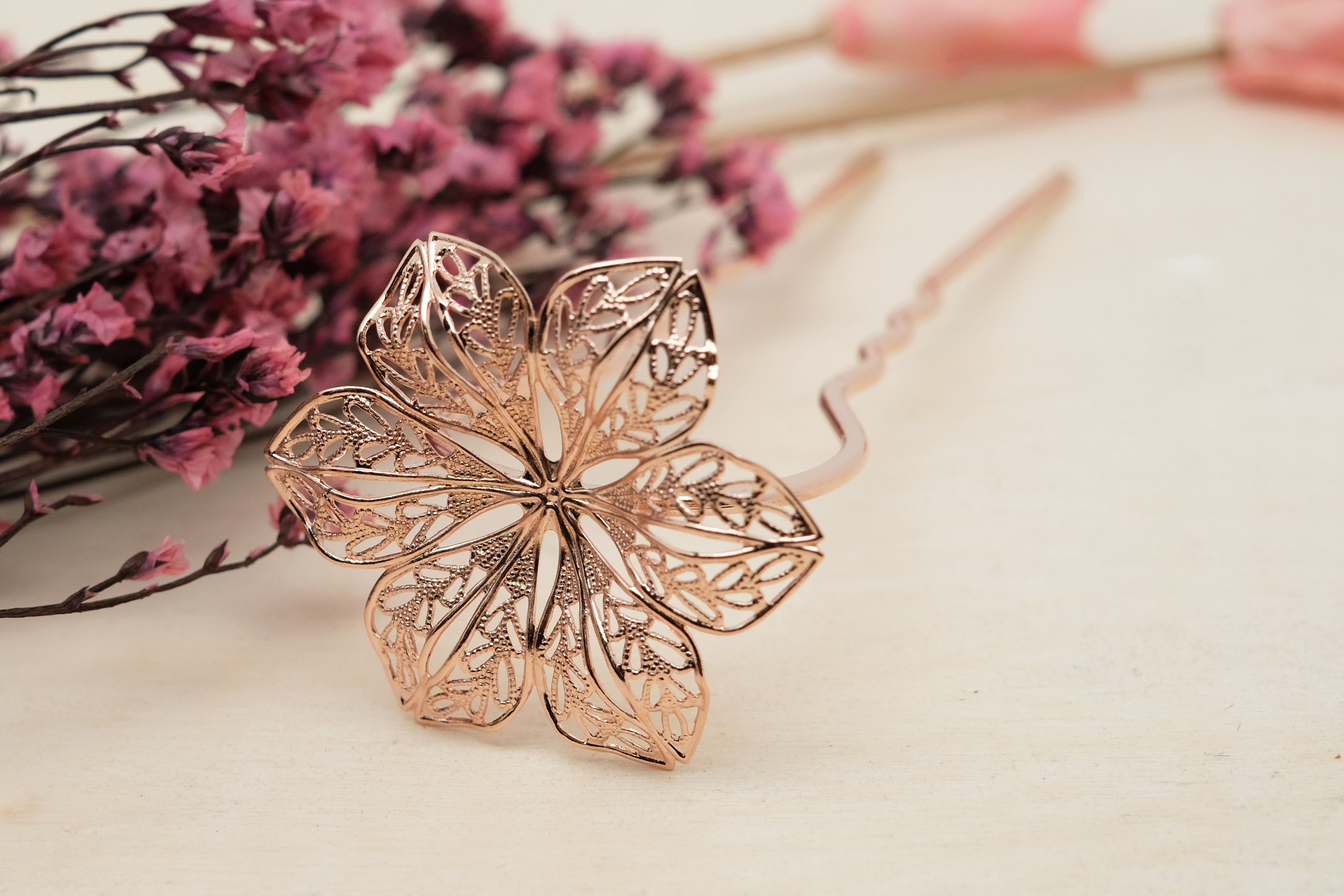 Filigree Flower | Prongs