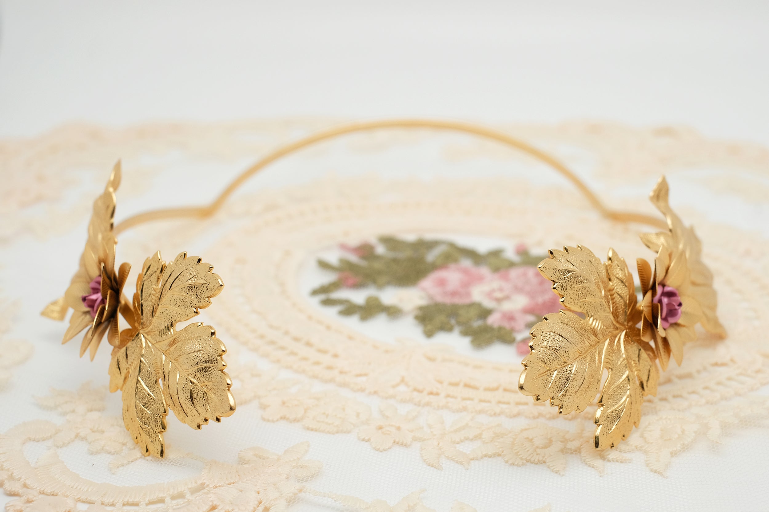 Dolev, Gefen, Flower | Empress Crown