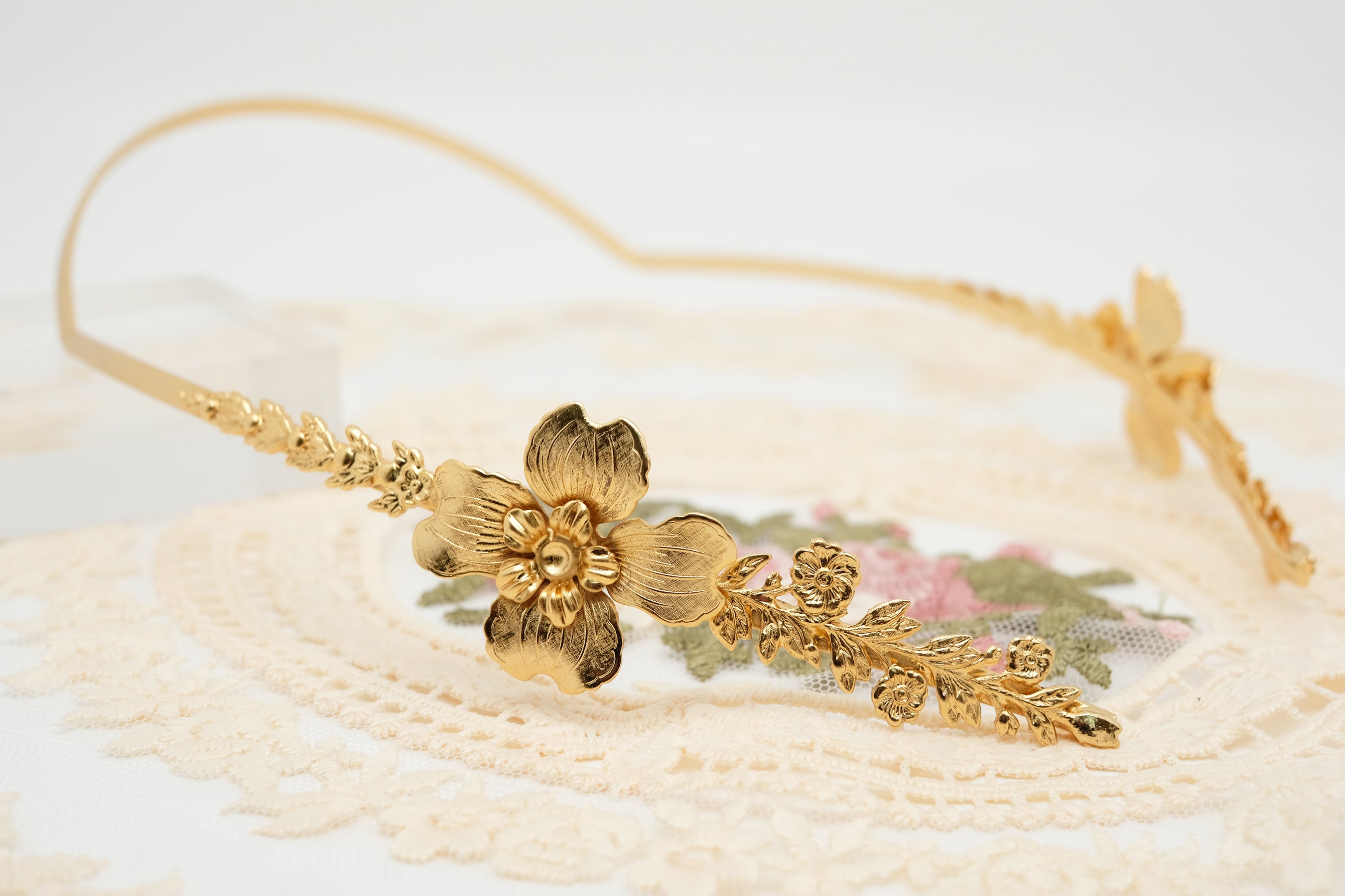 Lavenders | Empress Crown