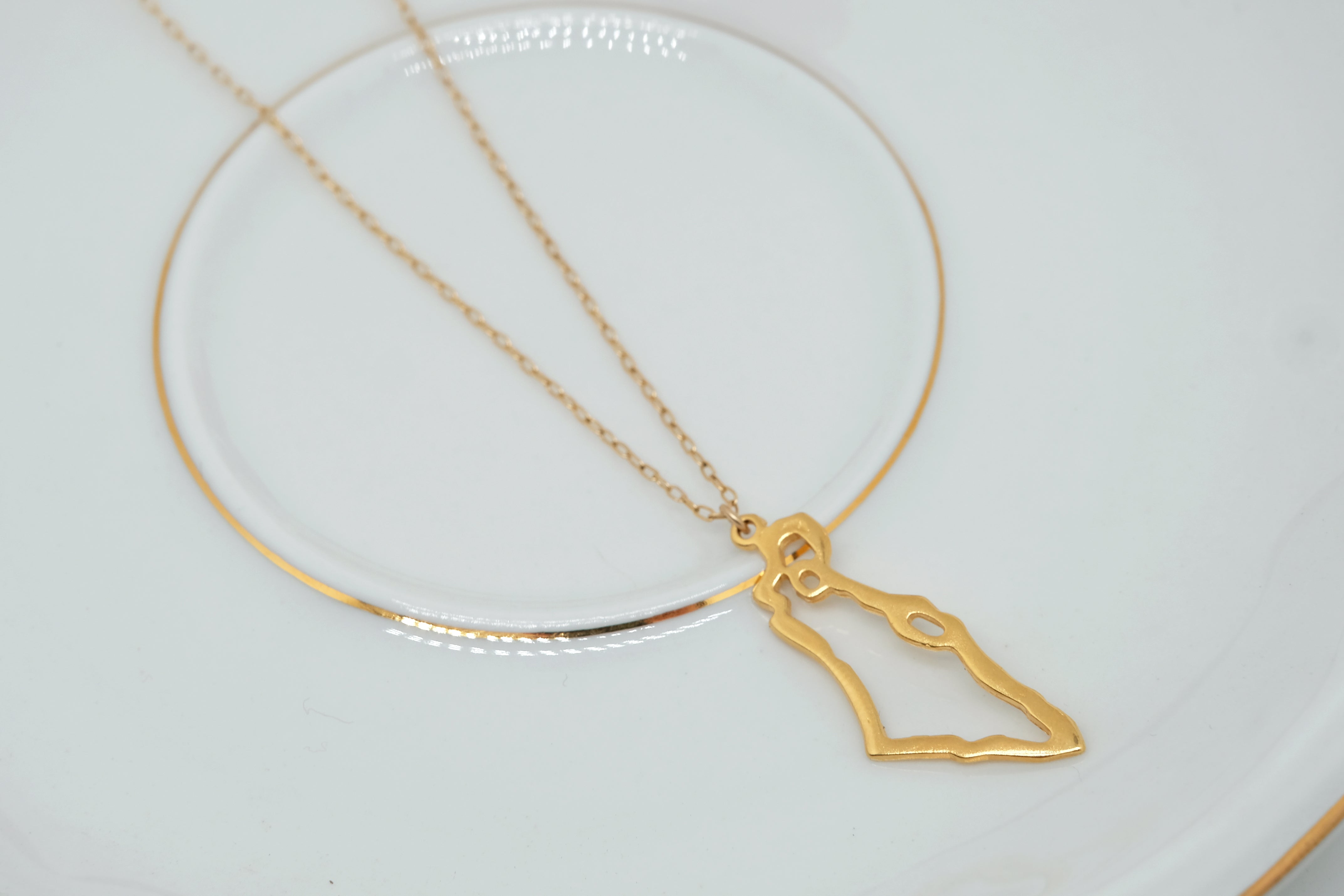 Motherland | Dainty Necklace