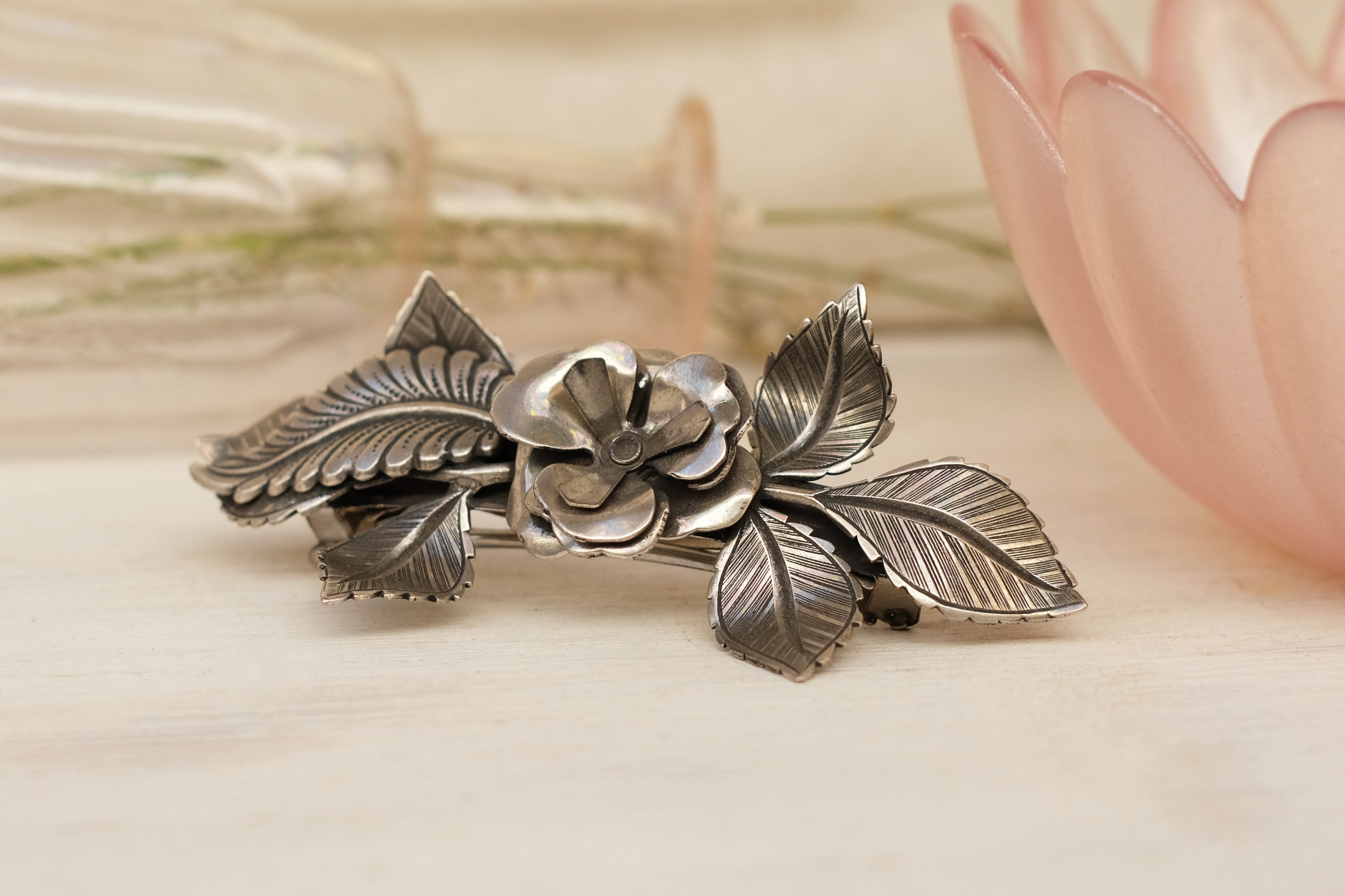 Flower of Serenity | Medium Barrette