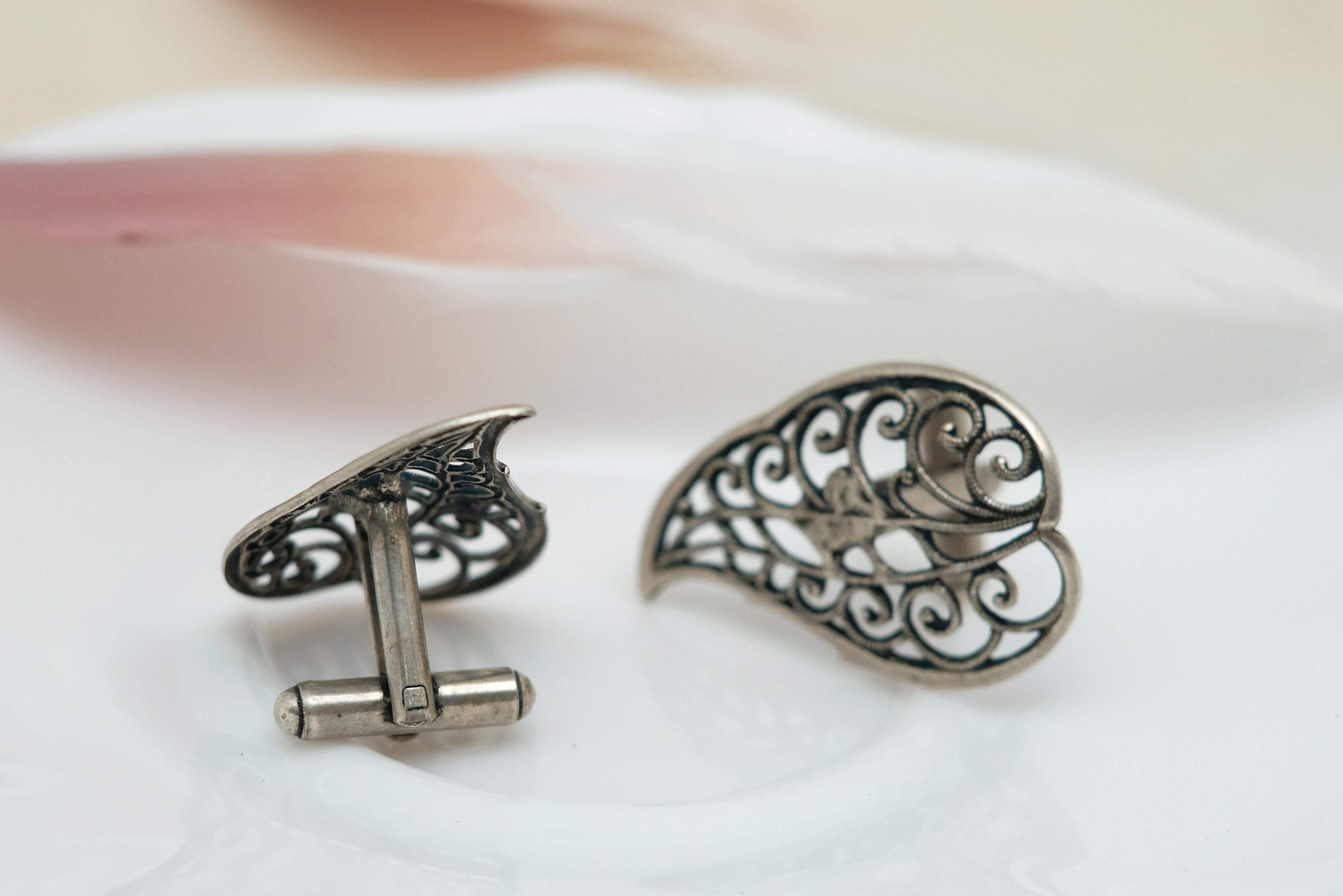 Small Filigree Leaf | Cufflinks