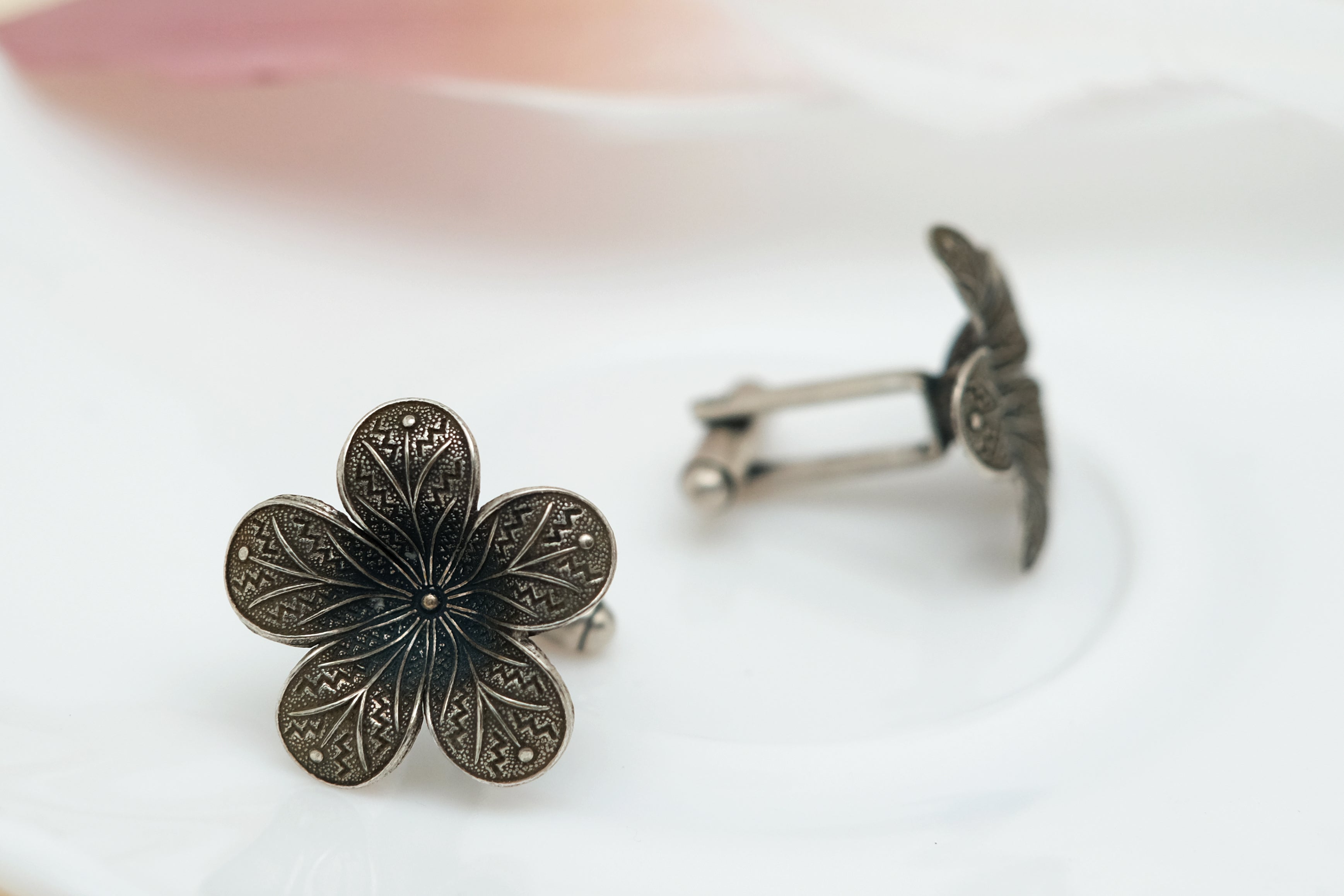 Ornamental Small Flower | Cufflinks