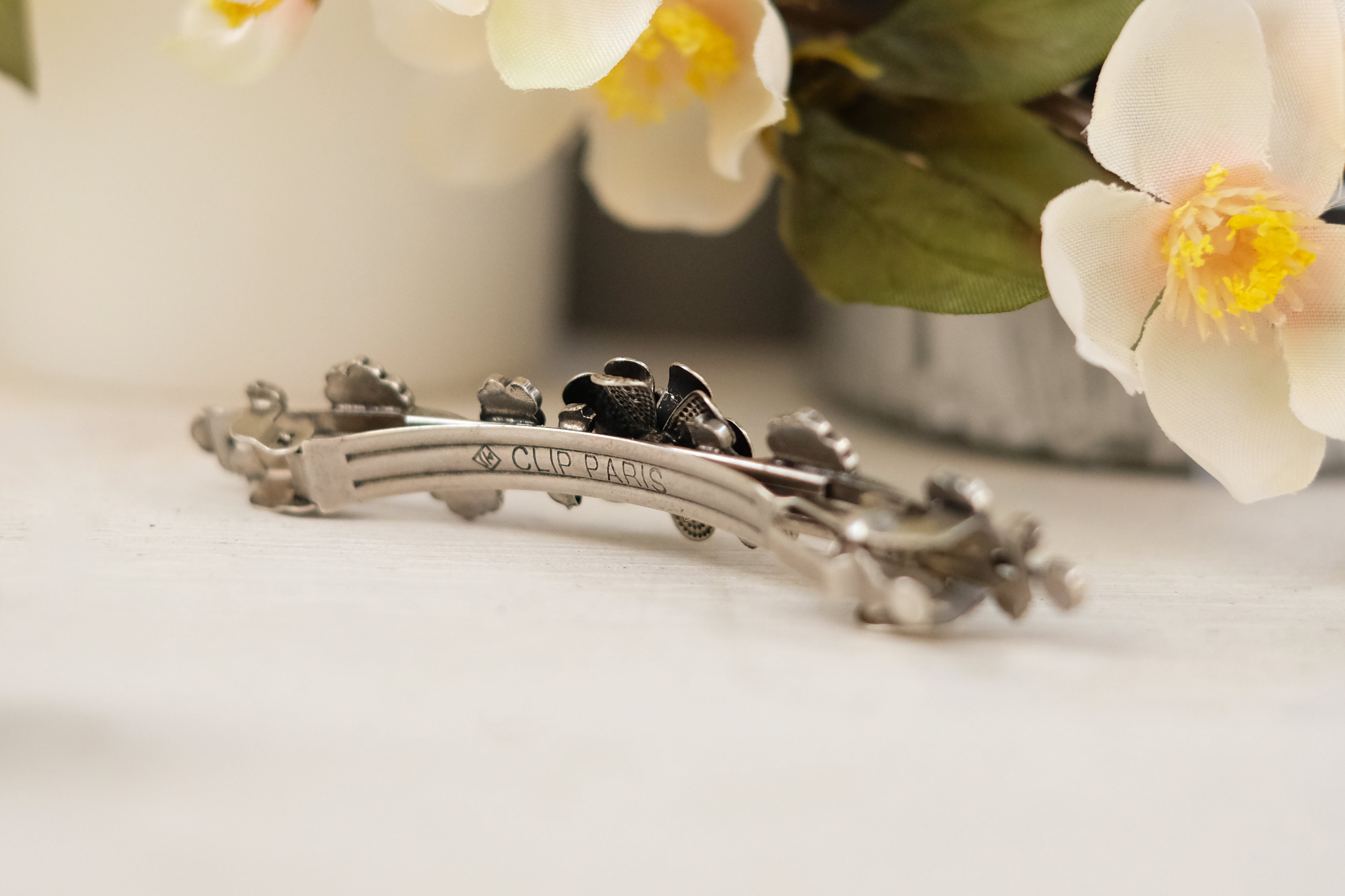 xFancy Bloom | Thin Barrette