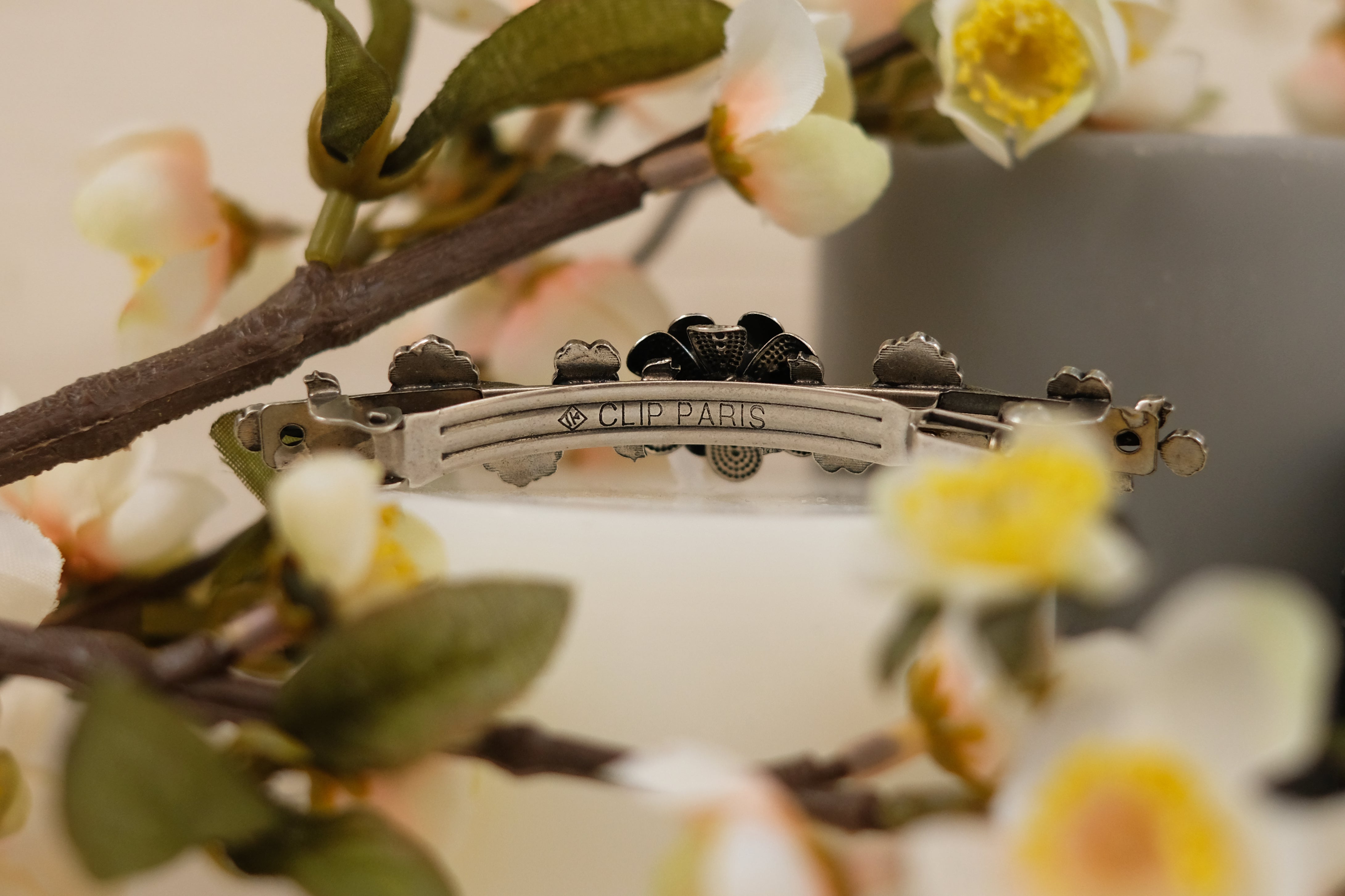 xFancy Bloom | Thin Barrette