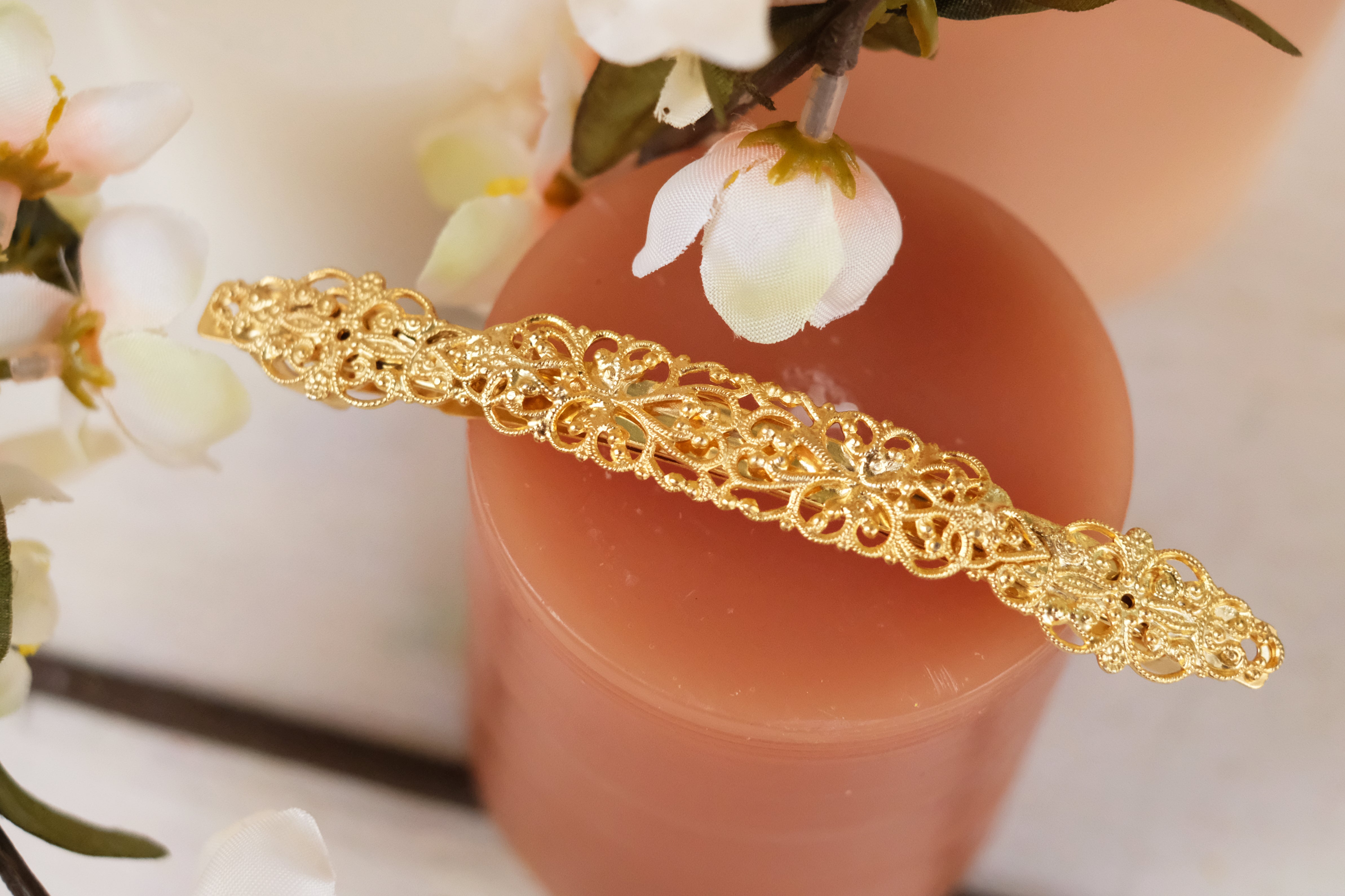 Oriental Laces | Thin Barrette