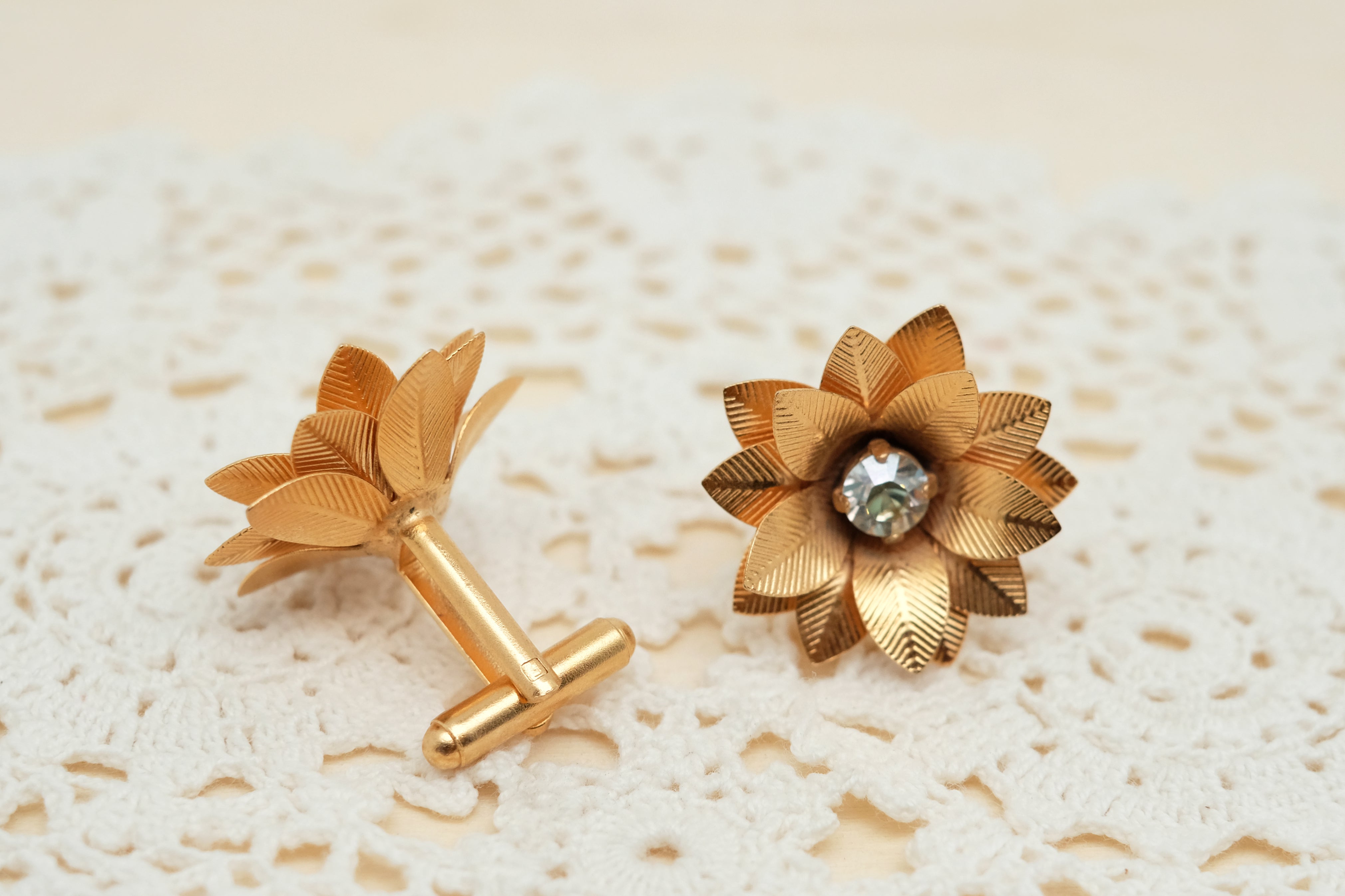 Crown Daisy Jewel | Cufflinks