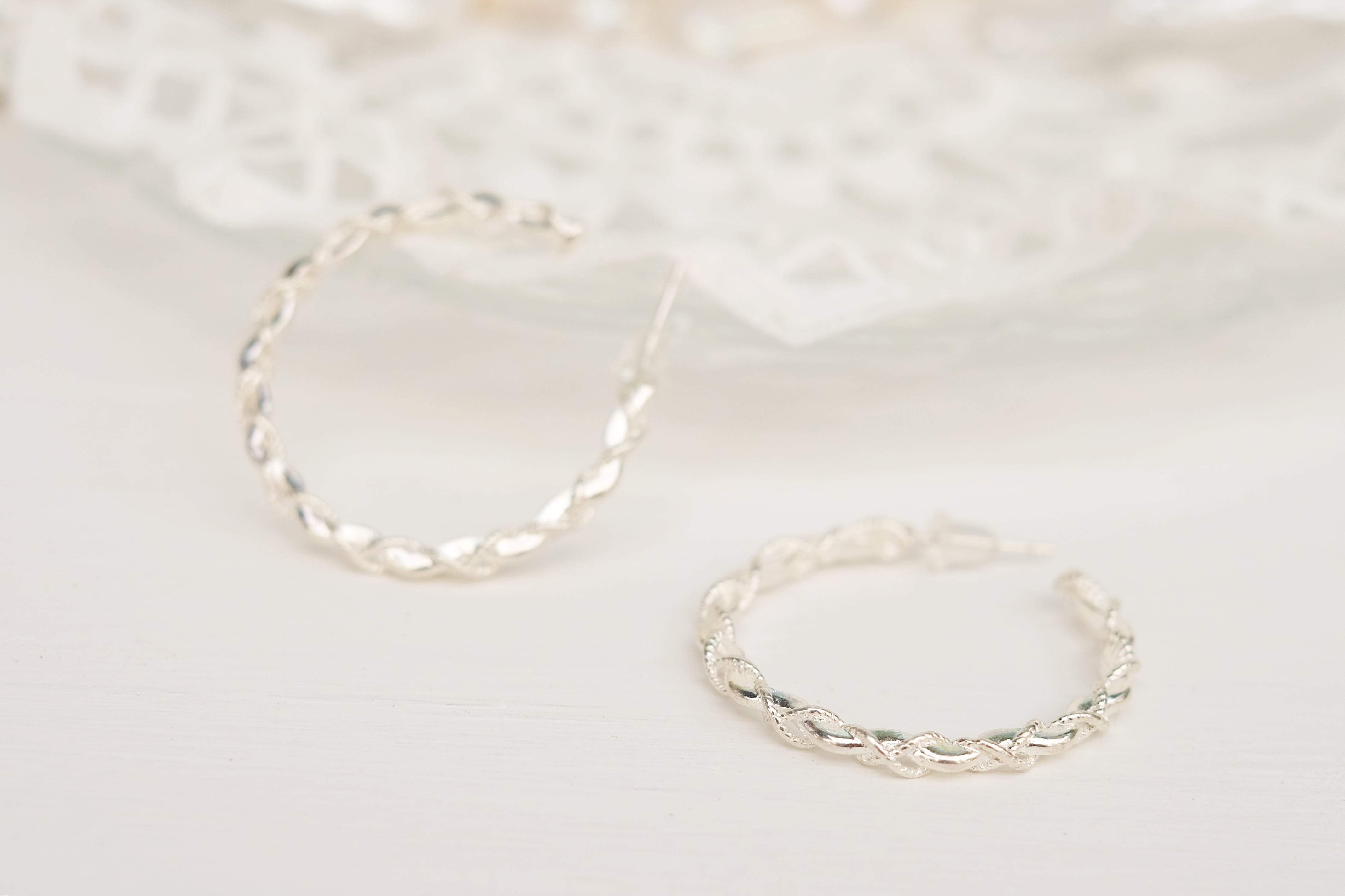 Kriss Cross | Hoop Earrings