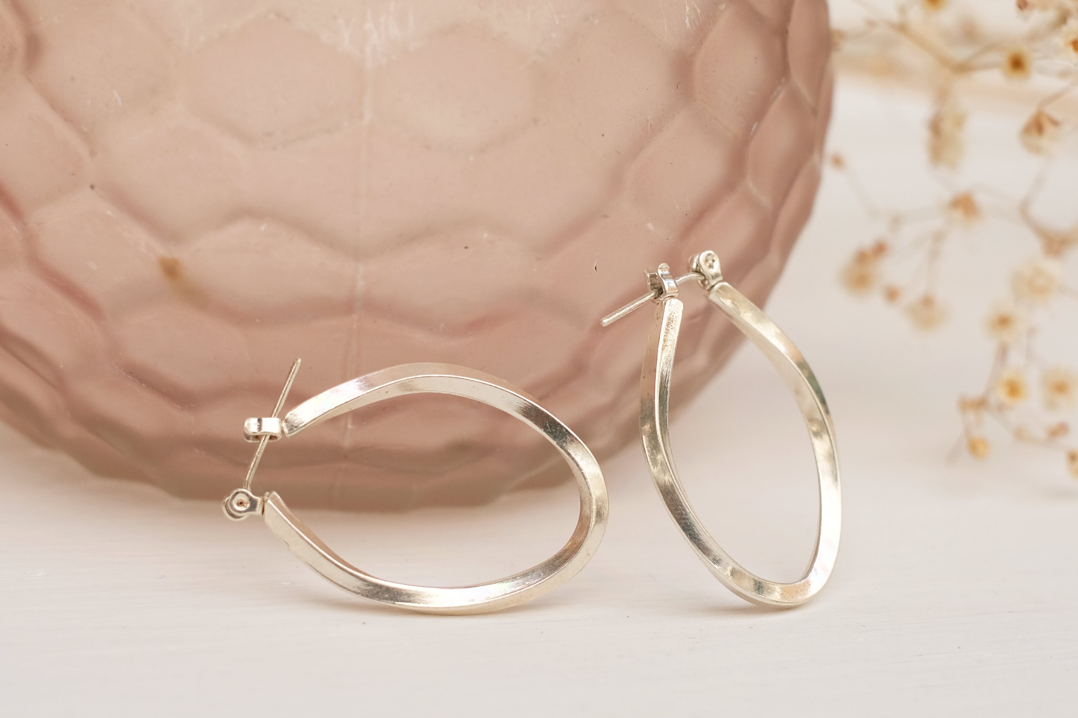 Möbius Earrings | Hoop Earrings