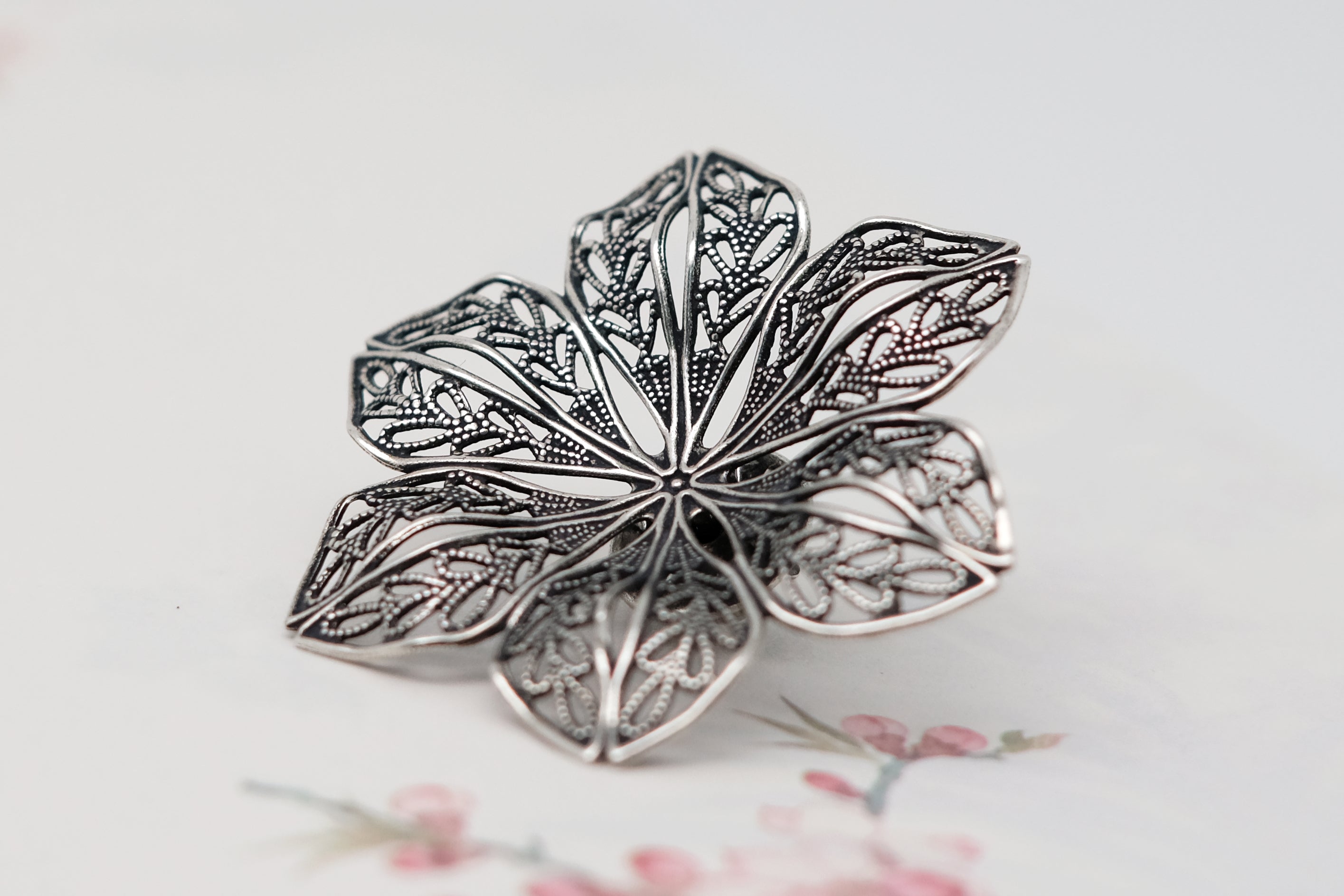 Filigree Flower | Pins