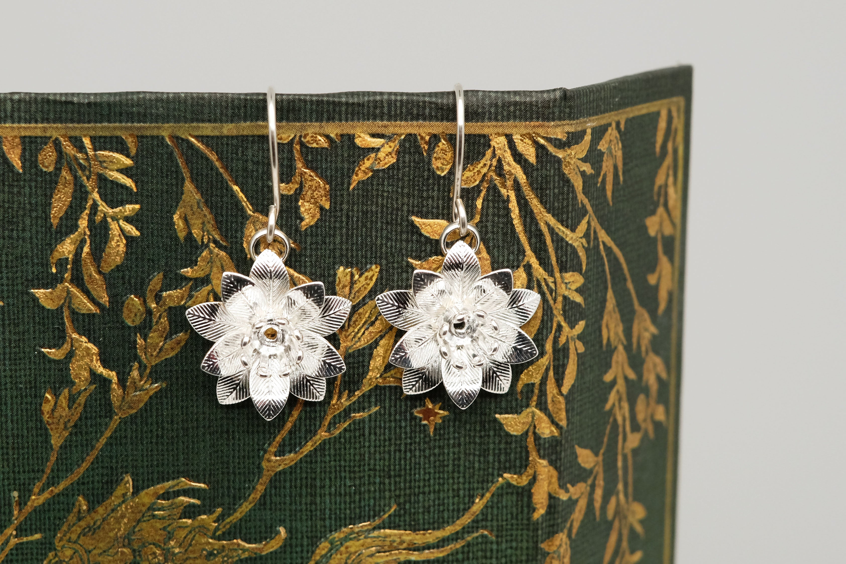 Mini Daffodils | Dangling Earrings