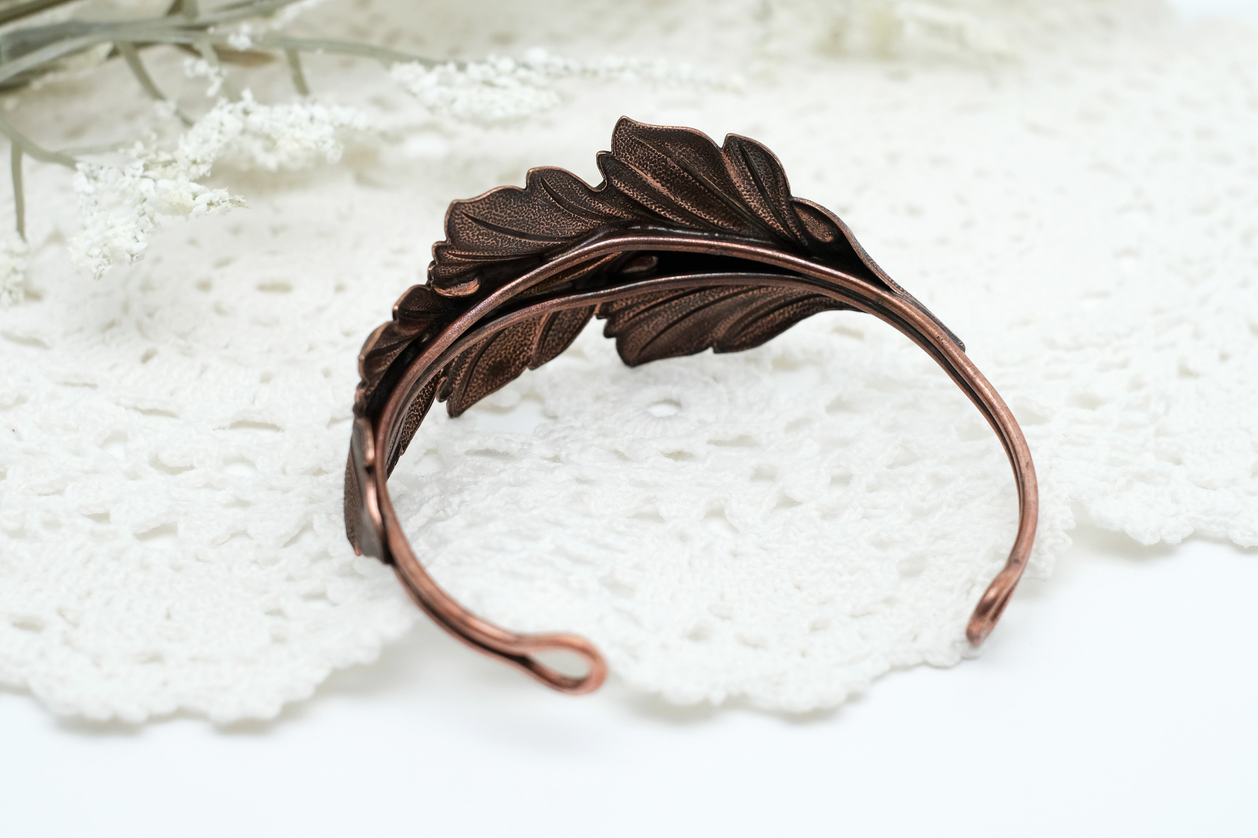 Feathered Leaf | Bangle