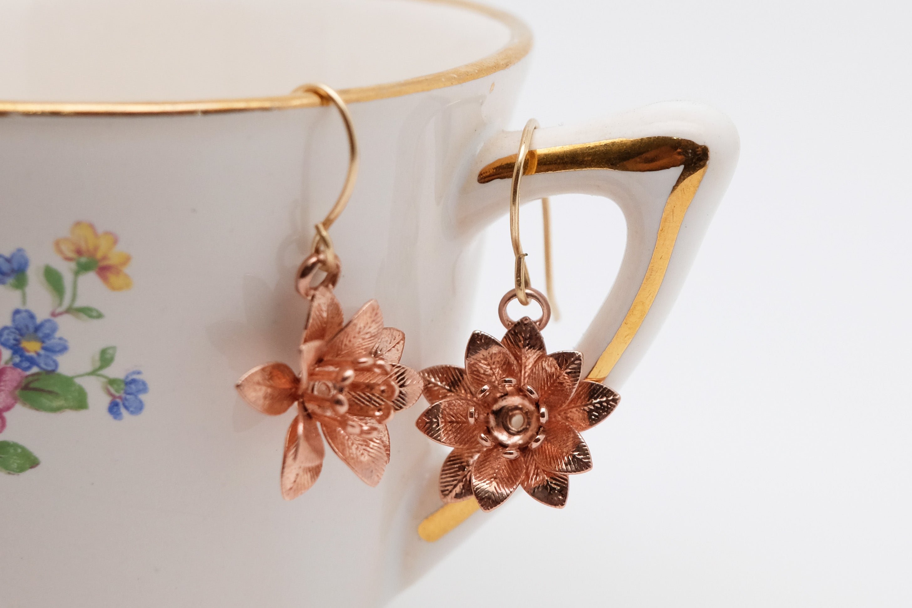 Mini Daffodils | Dangling Earrings